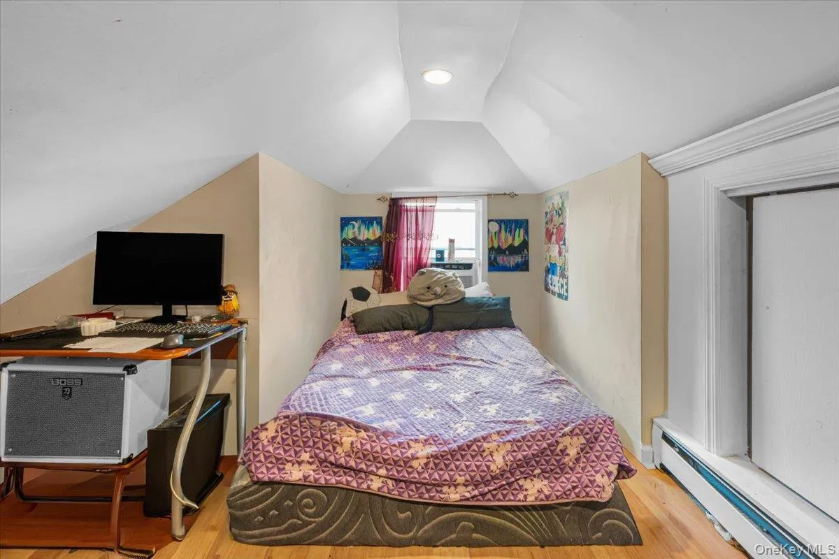 25 3rd Avenue, Islip, NY, 3 Bedrooms Bedrooms, 6 Rooms Rooms,2 BathroomsBathrooms,Residential,For Rent,3rd,0,1057270 25 3rd Avenue, Islip, NY, 3 Bedrooms Bedrooms, 6 Rooms Rooms,2 BathroomsBathrooms,Residential,For Rent,3rd,0,1057270