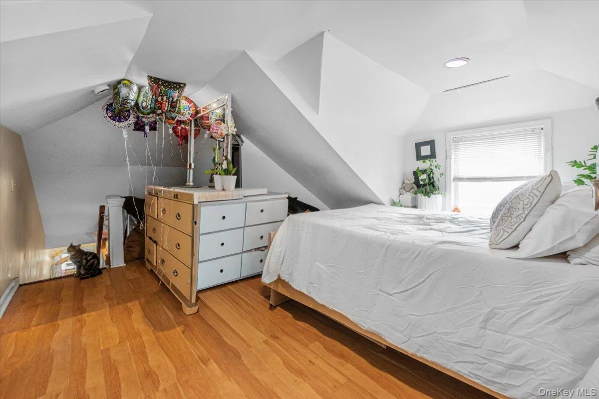 25 3rd Avenue, Islip, NY, 3 Bedrooms Bedrooms, 6 Rooms Rooms,2 BathroomsBathrooms,Residential,For Rent,3rd,0,1057270 25 3rd Avenue, Islip, NY, 3 Bedrooms Bedrooms, 6 Rooms Rooms,2 BathroomsBathrooms,Residential,For Rent,3rd,0,1057270