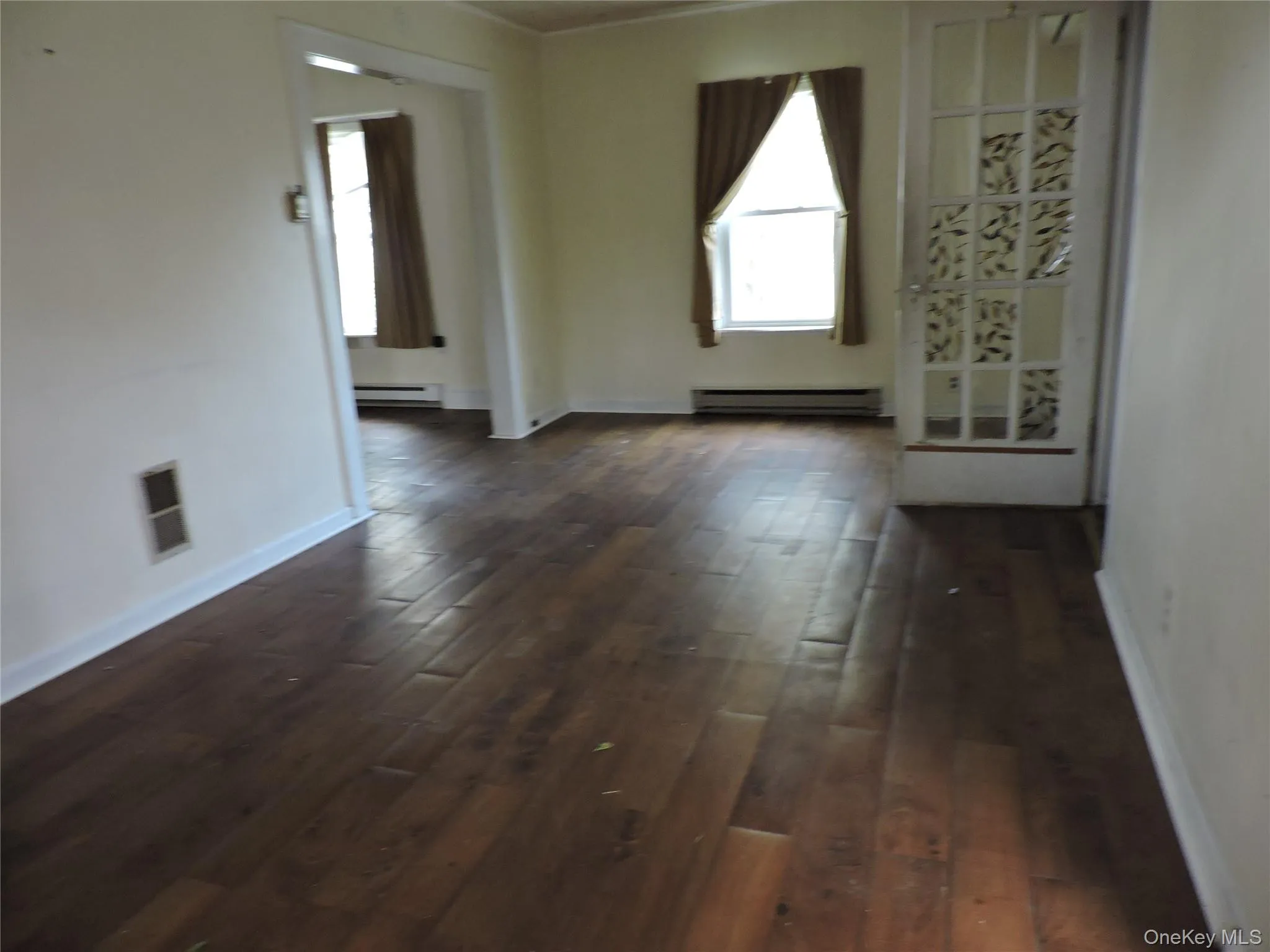 94 Locust Avenue, Eastchester, NY, 3 Bedrooms Bedrooms, 8 Rooms Rooms,1 BathroomBathrooms,Residential,For Rent,Locust,0,1057273 94 Locust Avenue, Eastchester, NY, 3 Bedrooms Bedrooms, 8 Rooms Rooms,1 BathroomBathrooms,Residential,For Rent,Locust,0,1057273