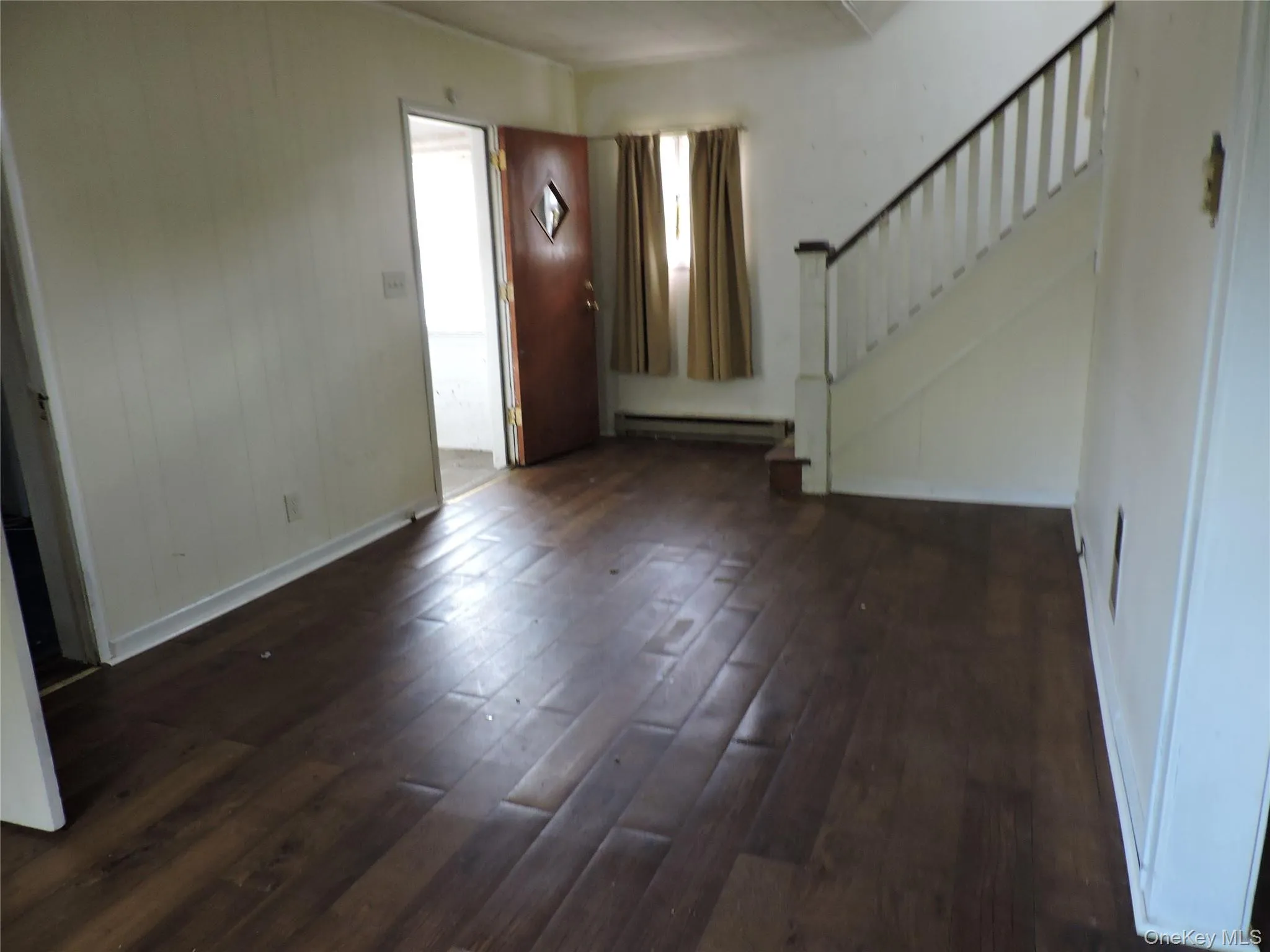 94 Locust Avenue, Eastchester, NY, 3 Bedrooms Bedrooms, 8 Rooms Rooms,1 BathroomBathrooms,Residential,For Rent,Locust,0,1057273 94 Locust Avenue, Eastchester, NY, 3 Bedrooms Bedrooms, 8 Rooms Rooms,1 BathroomBathrooms,Residential,For Rent,Locust,0,1057273