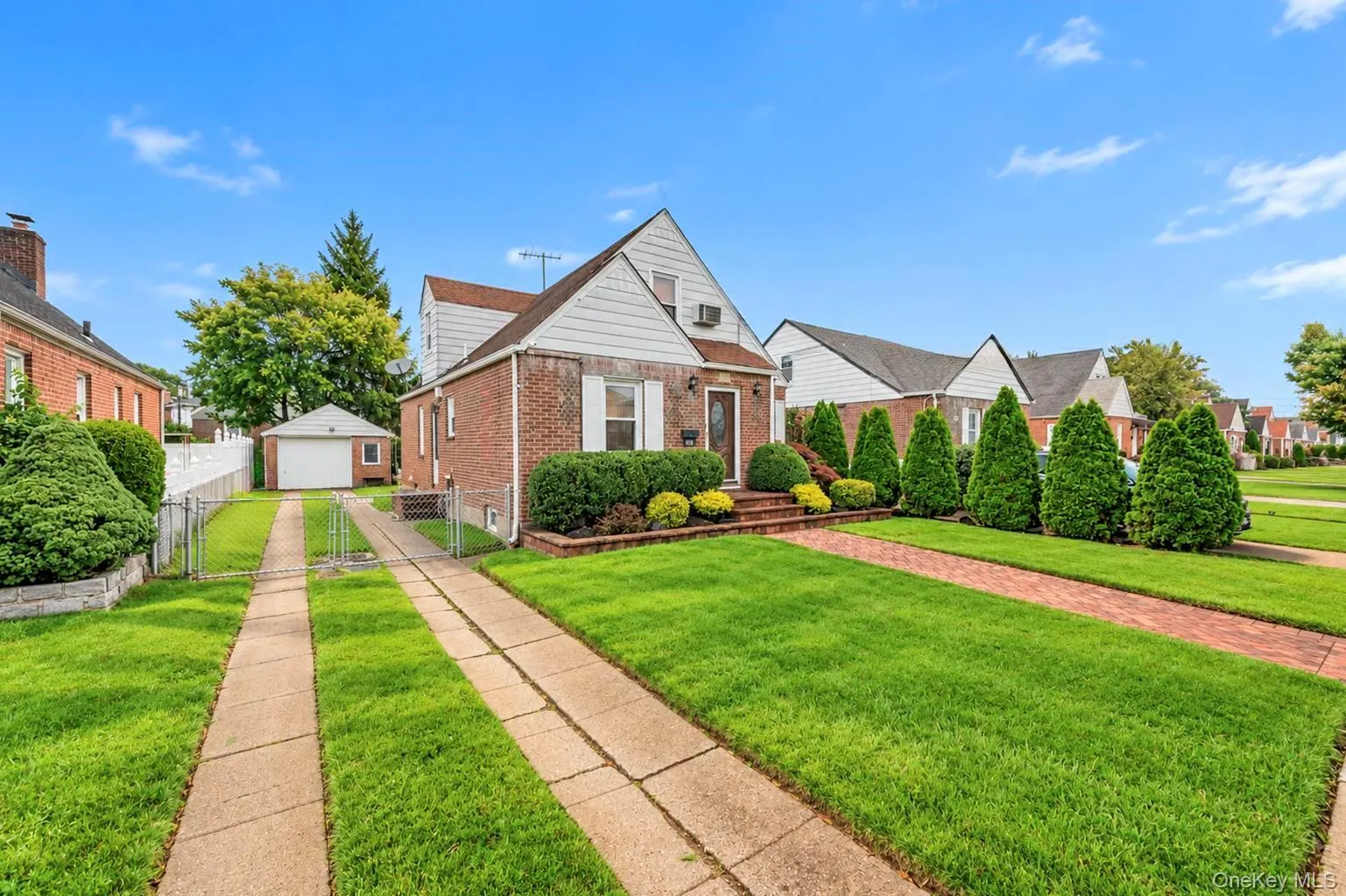 61 Stephen Place, Hempstead, NY, 4 Bedrooms Bedrooms, 12 Rooms Rooms,2 BathroomsBathrooms,Residential,For Rent,Stephen,0,1057275 61 Stephen Place, Hempstead, NY, 4 Bedrooms Bedrooms, 12 Rooms Rooms,2 BathroomsBathrooms,Residential,For Rent,Stephen,0,1057275