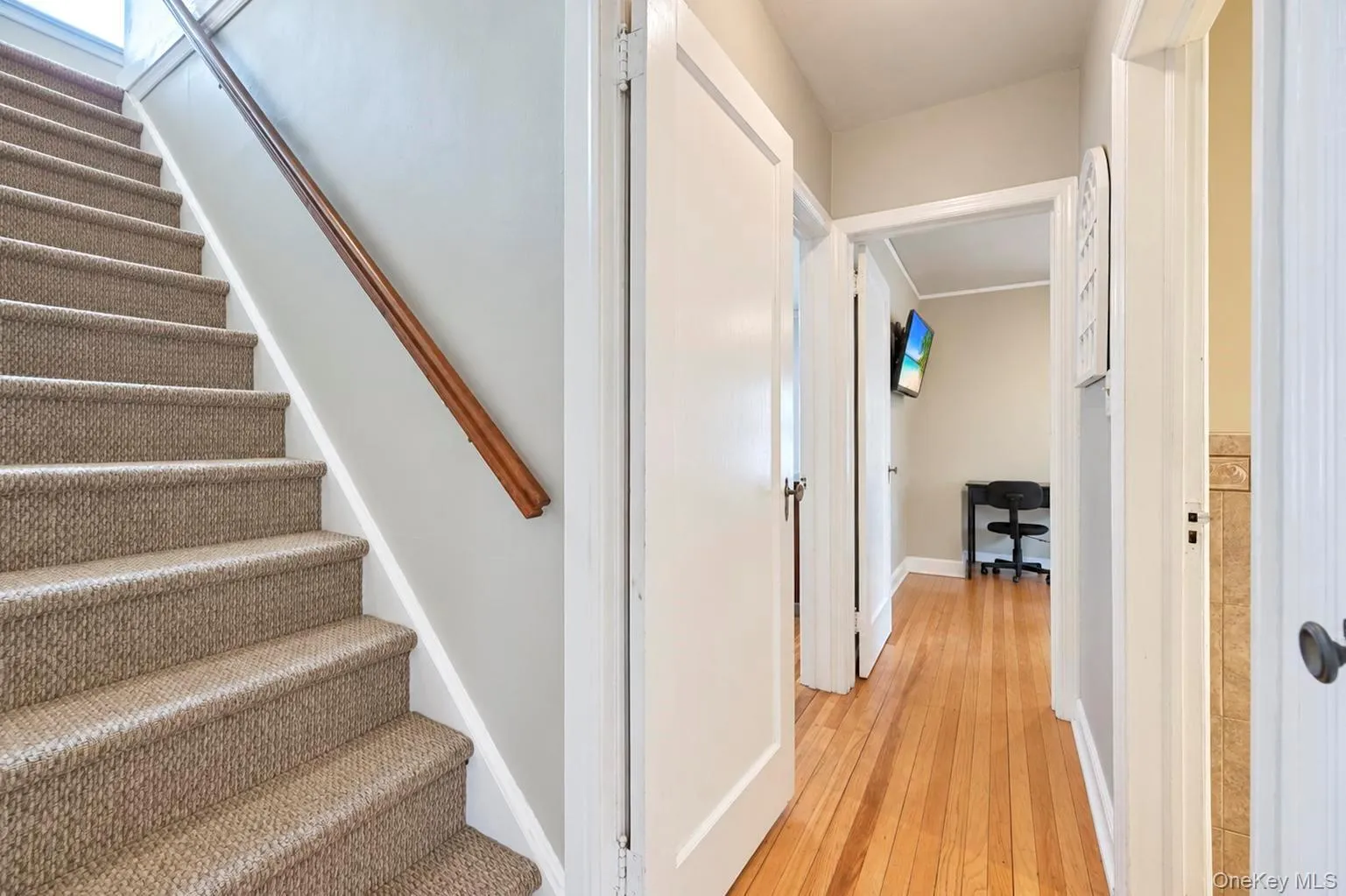 61 Stephen Place, Hempstead, NY, 4 Bedrooms Bedrooms, 12 Rooms Rooms,2 BathroomsBathrooms,Residential,For Rent,Stephen,0,1057275 61 Stephen Place, Hempstead, NY, 4 Bedrooms Bedrooms, 12 Rooms Rooms,2 BathroomsBathrooms,Residential,For Rent,Stephen,0,1057275