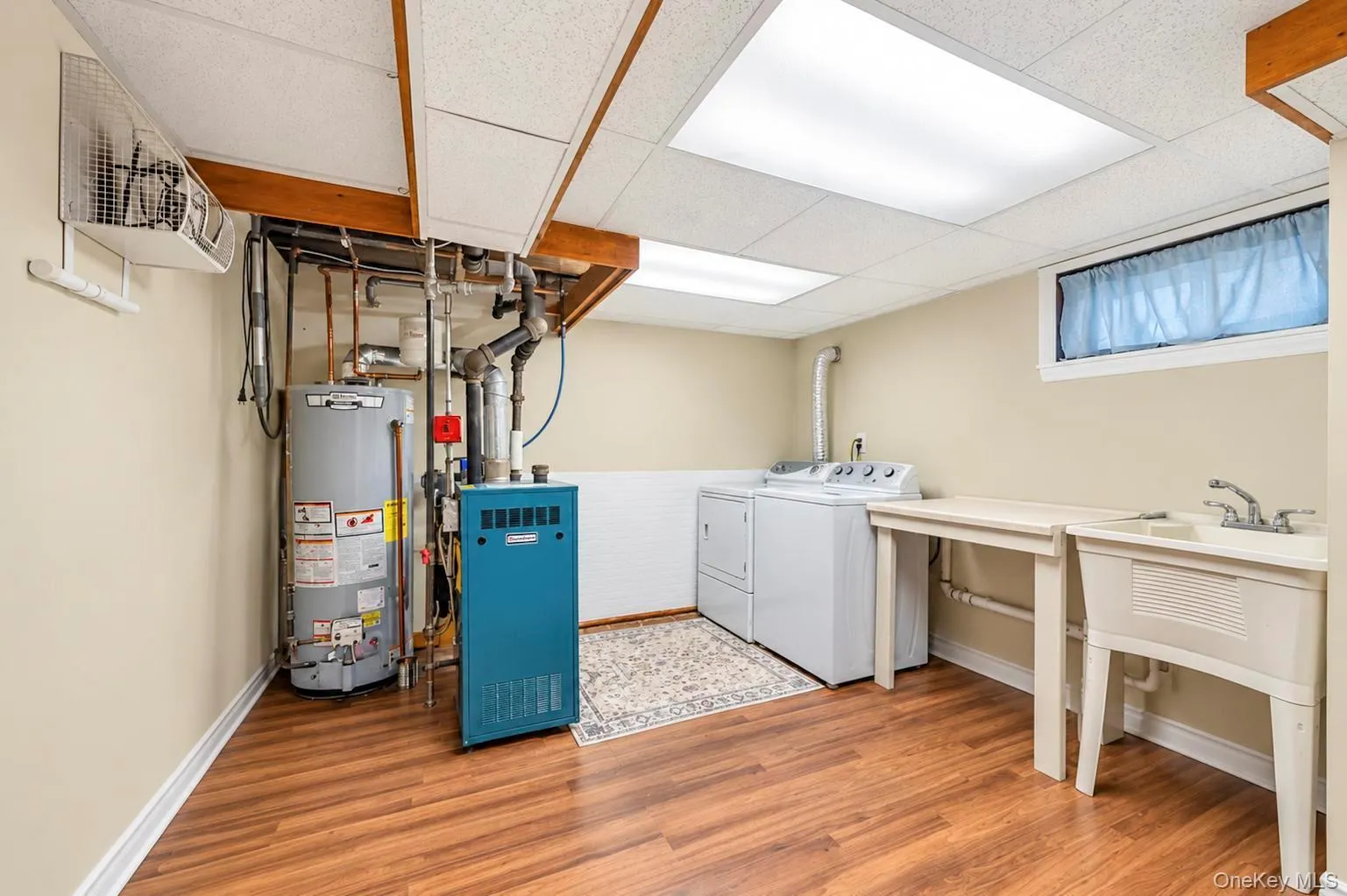 61 Stephen Place, Hempstead, NY, 4 Bedrooms Bedrooms, 12 Rooms Rooms,2 BathroomsBathrooms,Residential,For Rent,Stephen,0,1057275 61 Stephen Place, Hempstead, NY, 4 Bedrooms Bedrooms, 12 Rooms Rooms,2 BathroomsBathrooms,Residential,For Rent,Stephen,0,1057275