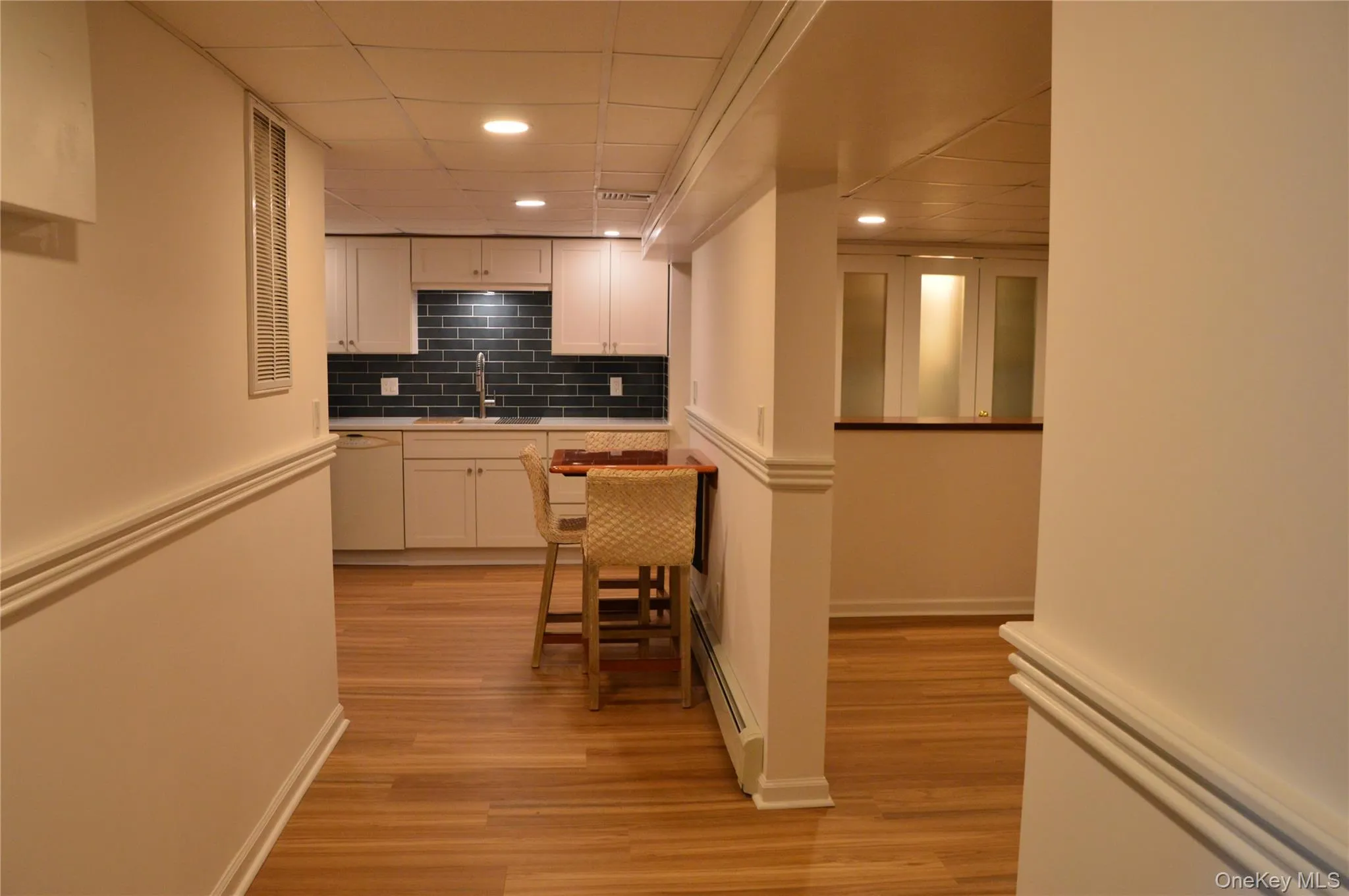 18 Sterling Place, Islip, NY, 5 Bedroom Bedrooms, 9 Room Rooms,2 BathroomBathrooms,Residential Lease,For Rent,Sterling,0,1057278 18 Sterling Place, Islip, NY, 5 Bedroom Bedrooms, 9 Room Rooms,2 BathroomBathrooms,Residential Lease,For Rent,Sterling,0,1057278