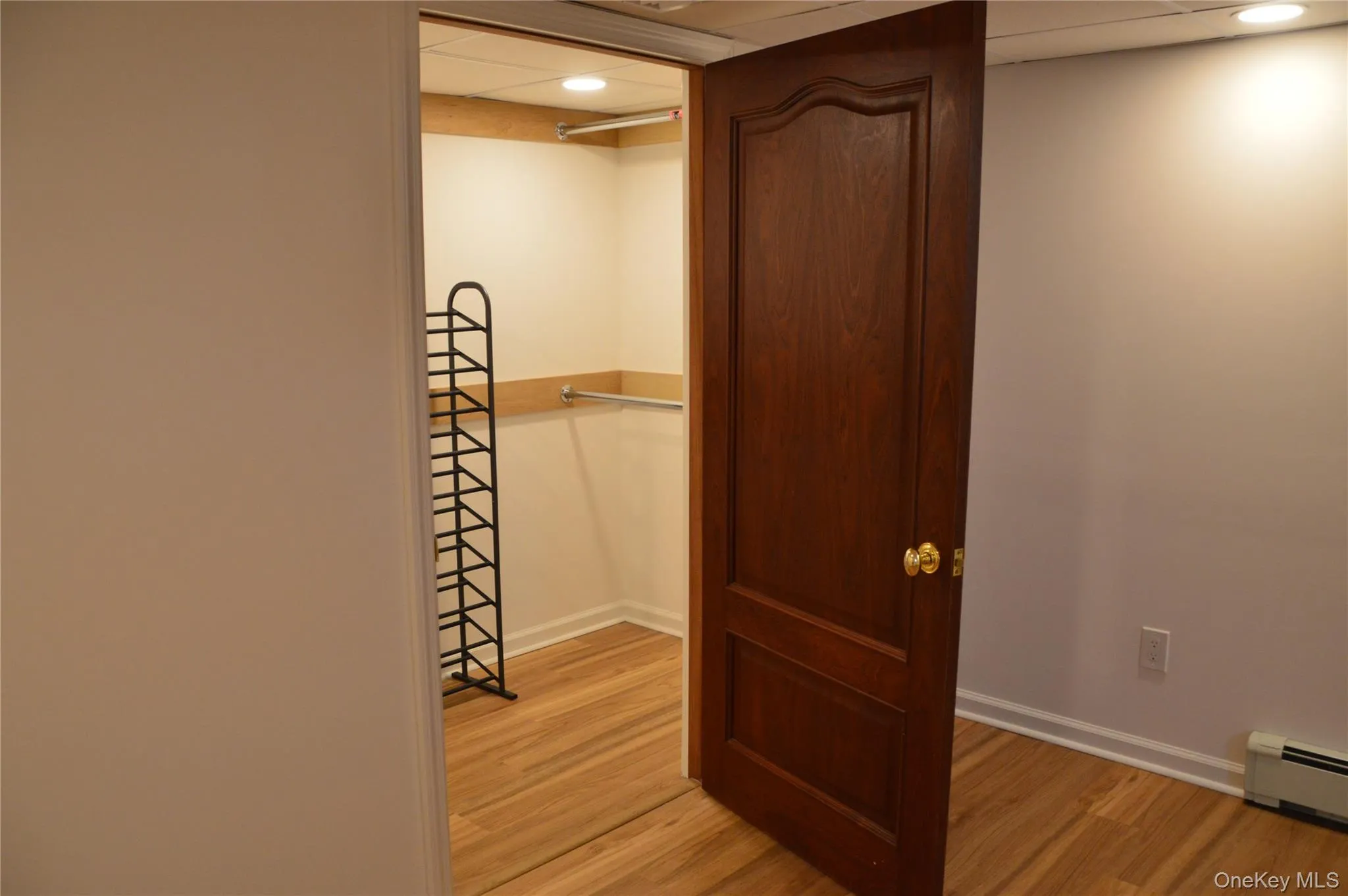 18 Sterling Place, Islip, NY, 5 Bedroom Bedrooms, 9 Room Rooms,2 BathroomBathrooms,Residential Lease,For Rent,Sterling,0,1057278 18 Sterling Place, Islip, NY, 5 Bedroom Bedrooms, 9 Room Rooms,2 BathroomBathrooms,Residential Lease,For Rent,Sterling,0,1057278