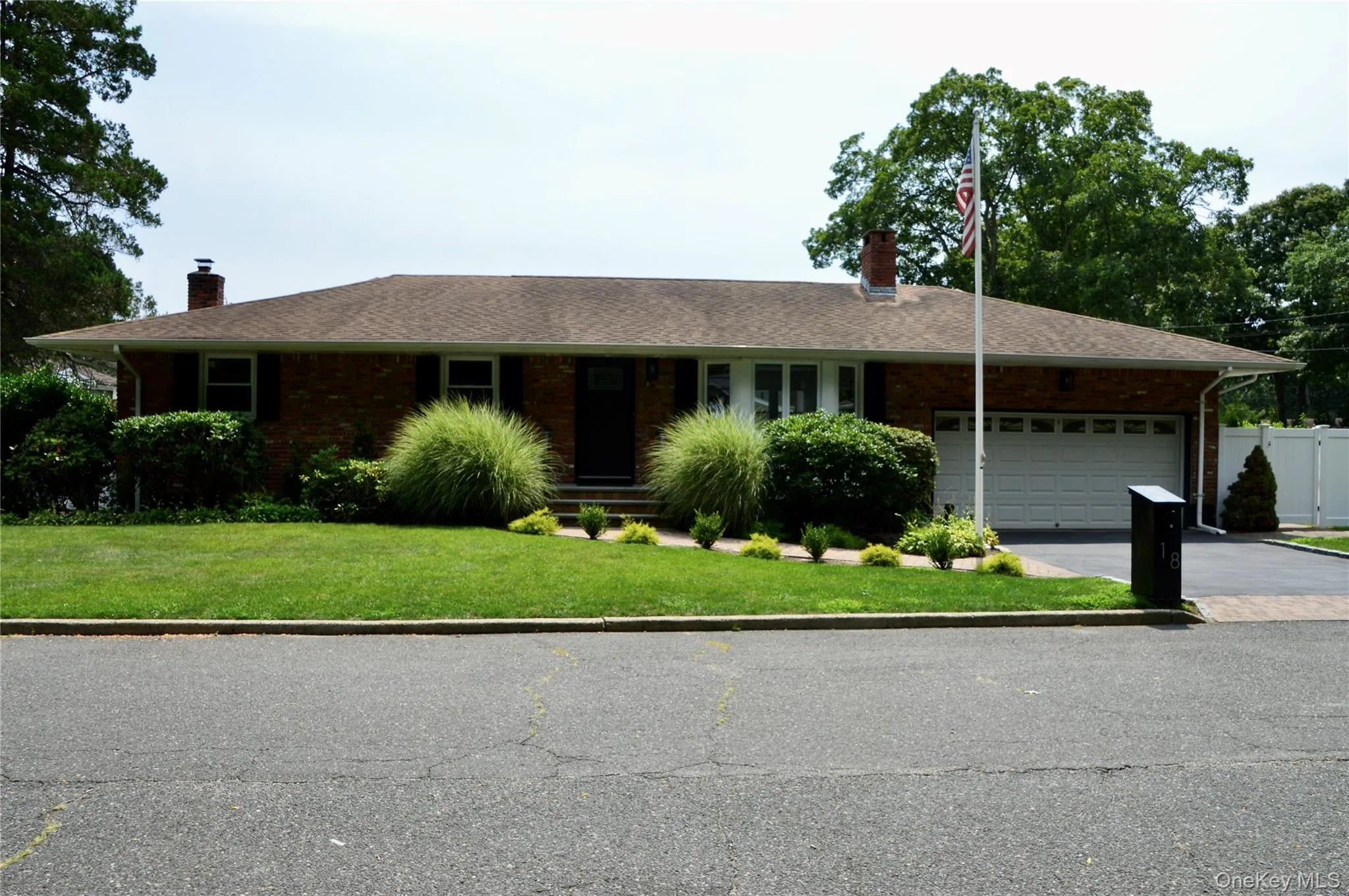 18 Sterling Place, Islip, NY, 5 Bedroom Bedrooms, 9 Room Rooms,2 BathroomBathrooms,Residential Lease,For Rent,Sterling,0,1057278 18 Sterling Place, Islip, NY, 5 Bedroom Bedrooms, 9 Room Rooms,2 BathroomBathrooms,Residential Lease,For Rent,Sterling,0,1057278
