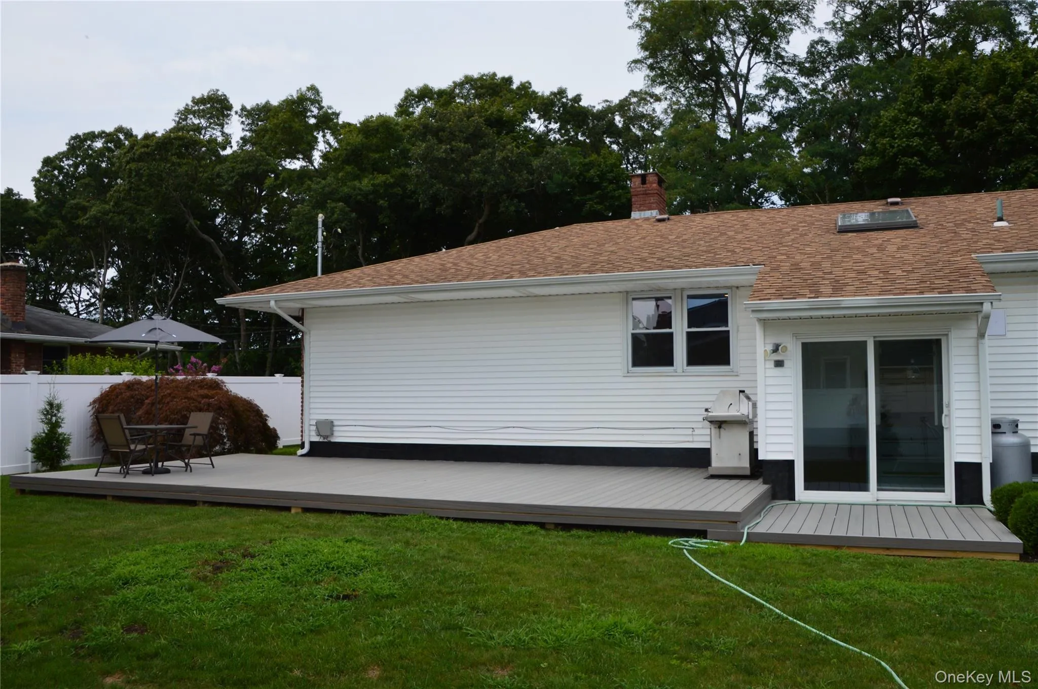18 Sterling Place, Islip, NY, 5 Bedroom Bedrooms, 9 Room Rooms,2 BathroomBathrooms,Residential Lease,For Rent,Sterling,0,1057278 18 Sterling Place, Islip, NY, 5 Bedroom Bedrooms, 9 Room Rooms,2 BathroomBathrooms,Residential Lease,For Rent,Sterling,0,1057278