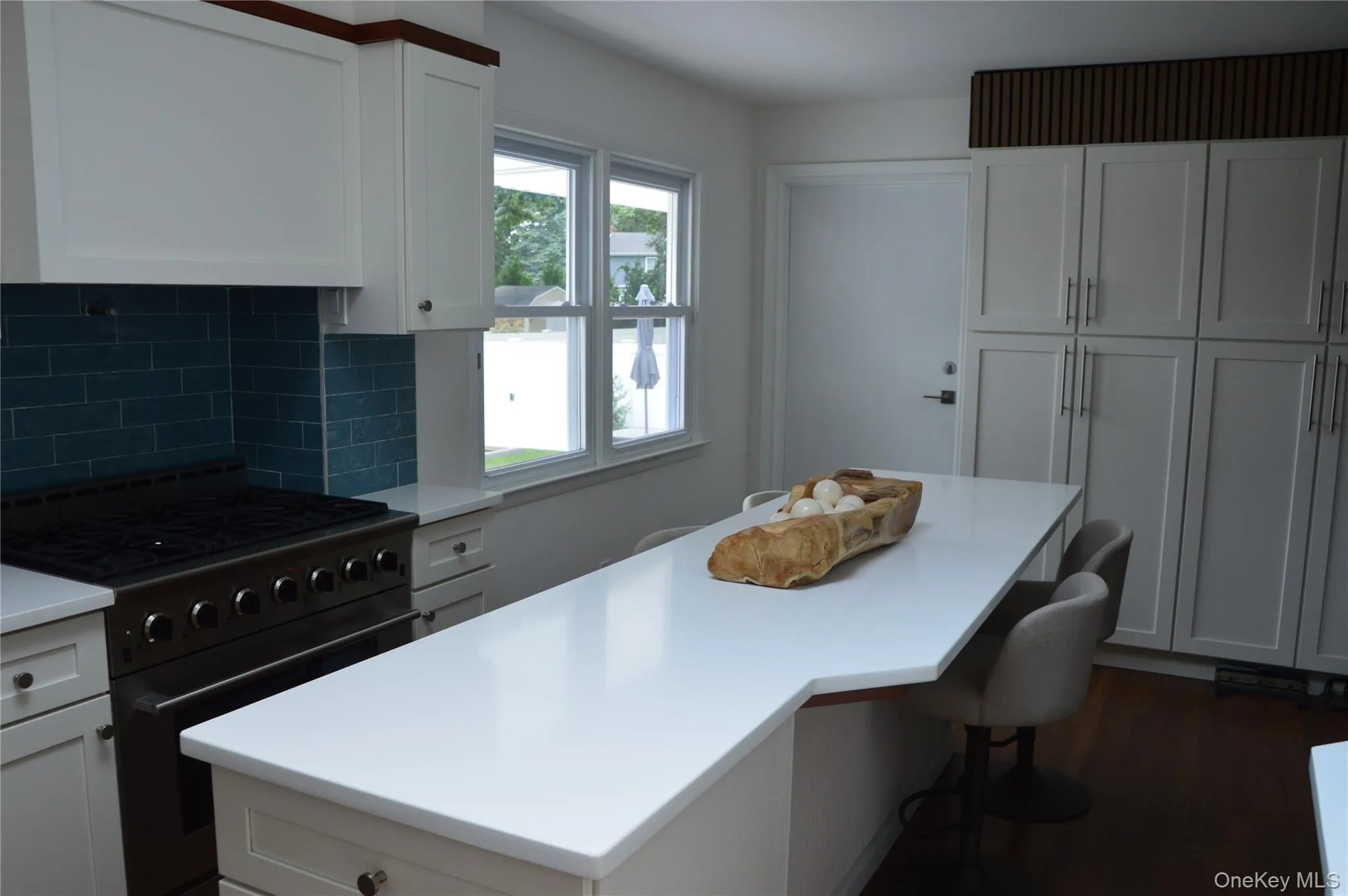 18 Sterling Place, Islip, NY, 5 Bedroom Bedrooms, 9 Room Rooms,2 BathroomBathrooms,Residential Lease,For Rent,Sterling,0,1057278 18 Sterling Place, Islip, NY, 5 Bedroom Bedrooms, 9 Room Rooms,2 BathroomBathrooms,Residential Lease,For Rent,Sterling,0,1057278