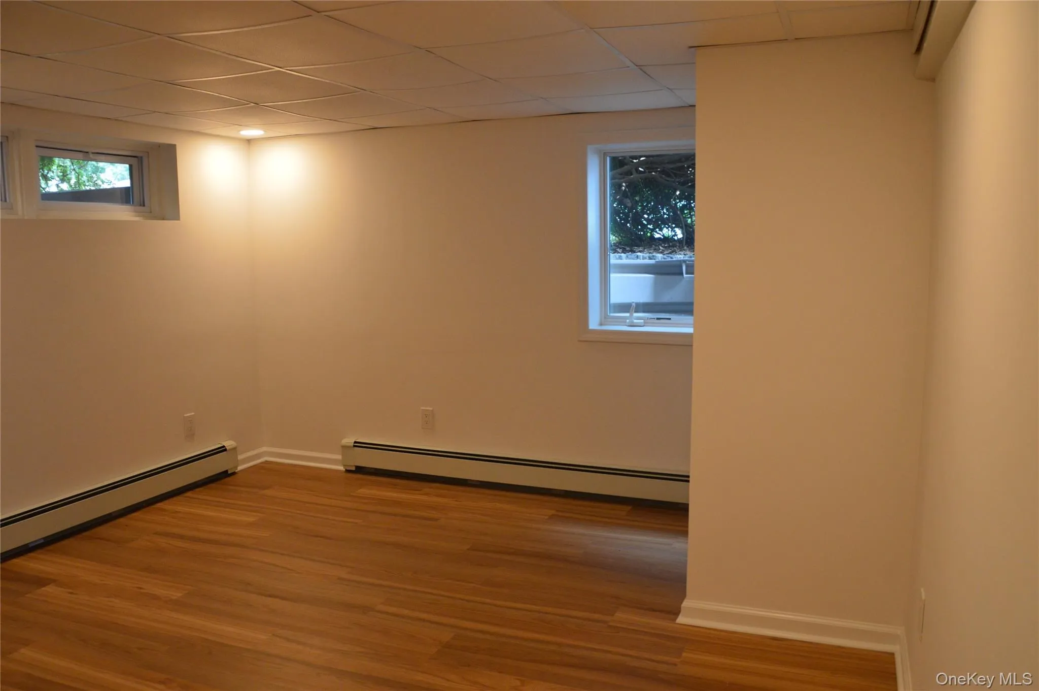 18 Sterling Place, Islip, NY, 5 Bedroom Bedrooms, 9 Room Rooms,2 BathroomBathrooms,Residential Lease,For Rent,Sterling,0,1057278 18 Sterling Place, Islip, NY, 5 Bedroom Bedrooms, 9 Room Rooms,2 BathroomBathrooms,Residential Lease,For Rent,Sterling,0,1057278