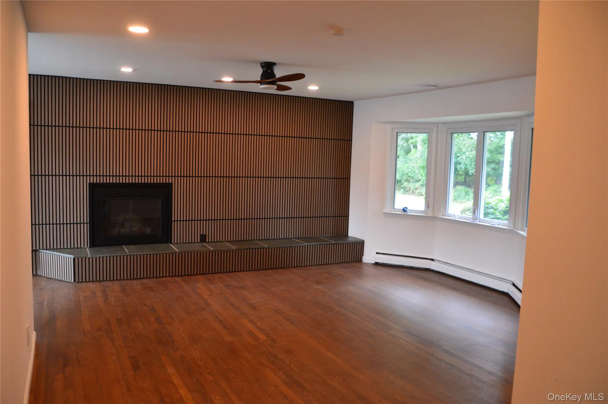 18 Sterling Place, Islip, NY, 5 Bedroom Bedrooms, 9 Room Rooms,2 BathroomBathrooms,Residential Lease,For Rent,Sterling,0,1057278 18 Sterling Place, Islip, NY, 5 Bedroom Bedrooms, 9 Room Rooms,2 BathroomBathrooms,Residential Lease,For Rent,Sterling,0,1057278