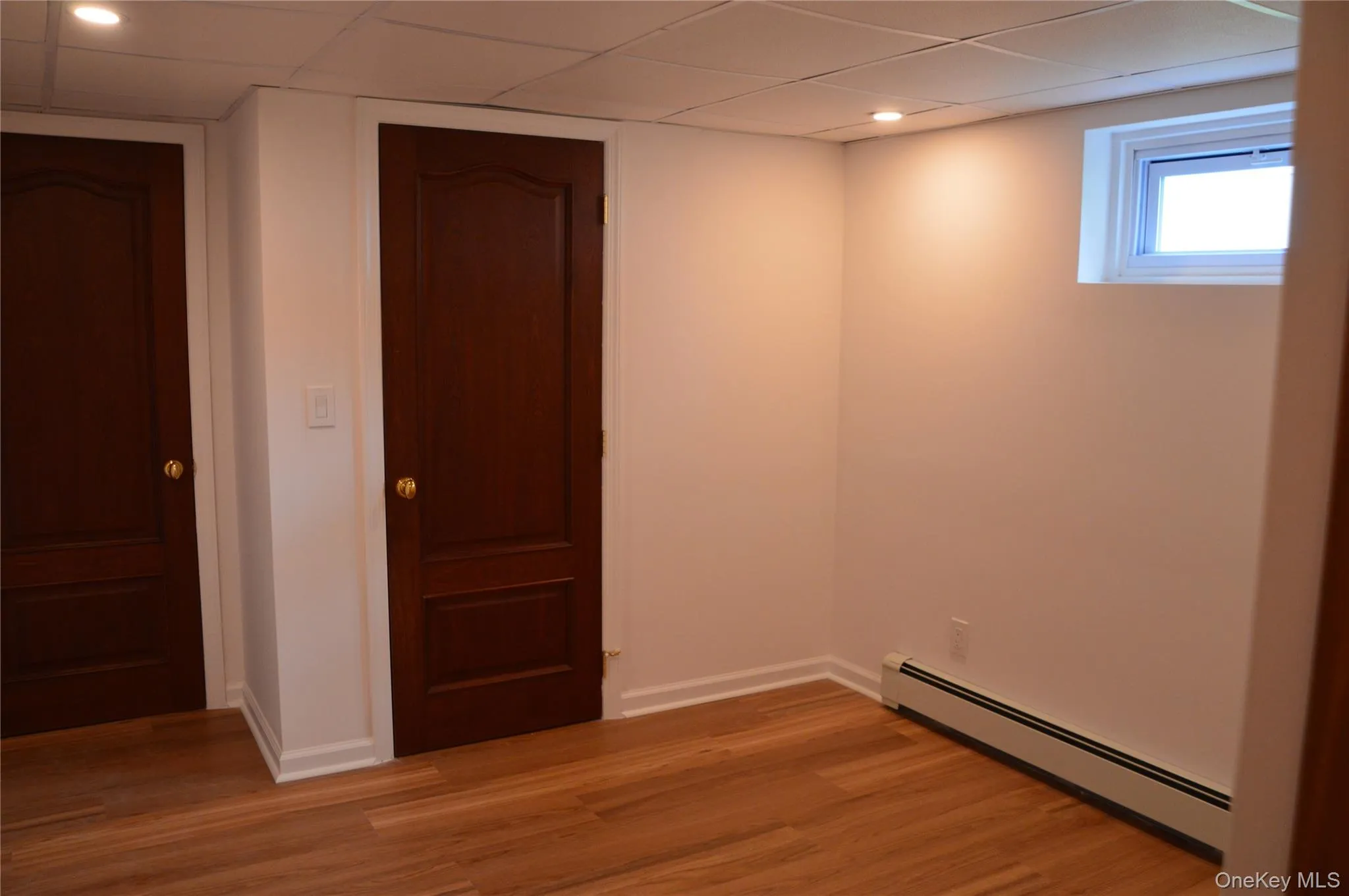18 Sterling Place, Islip, NY, 5 Bedroom Bedrooms, 9 Room Rooms,2 BathroomBathrooms,Residential Lease,For Rent,Sterling,0,1057278 18 Sterling Place, Islip, NY, 5 Bedroom Bedrooms, 9 Room Rooms,2 BathroomBathrooms,Residential Lease,For Rent,Sterling,0,1057278
