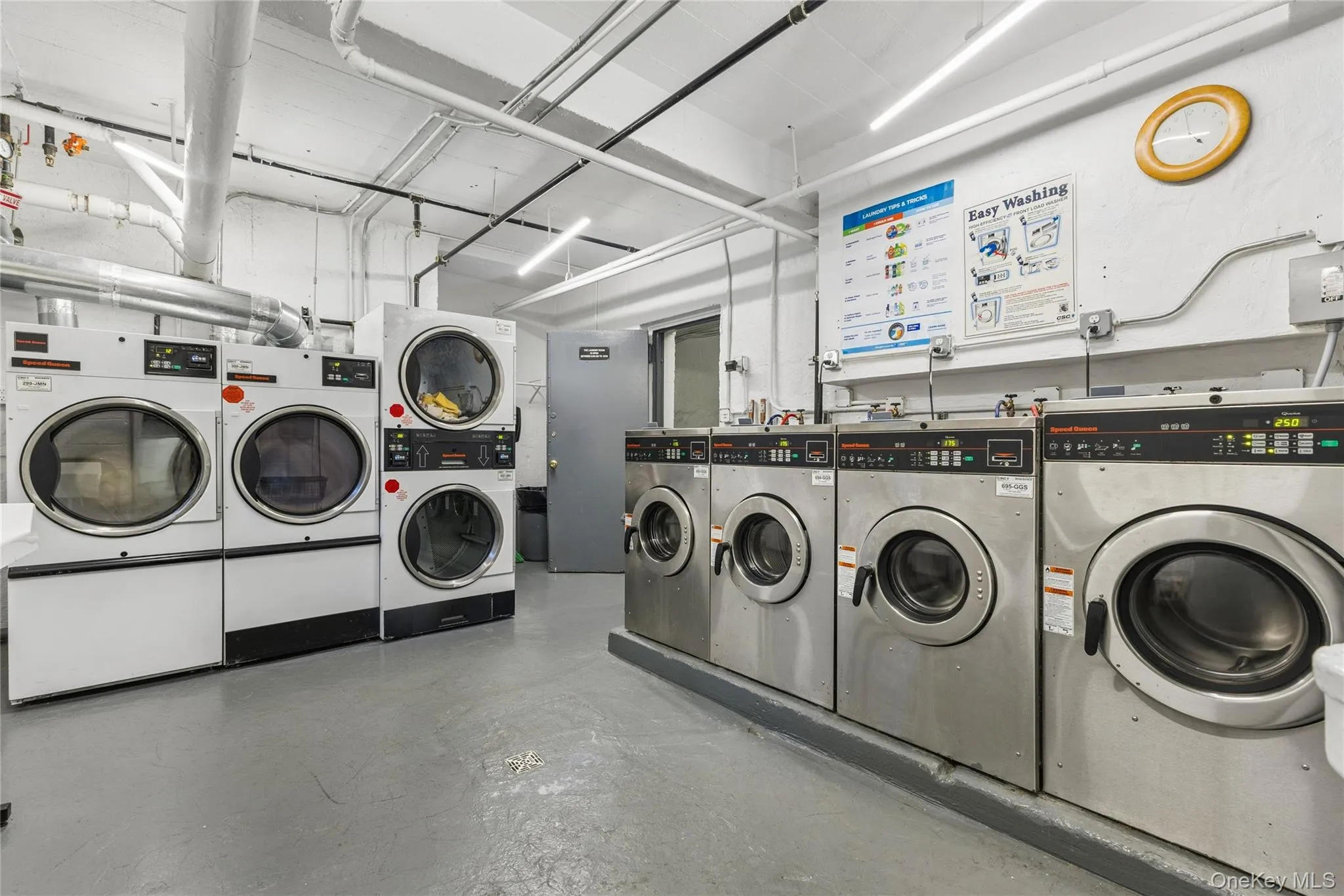 18-40 211th Street, New York, NY, 1 Bedroom Bedrooms, 4 Rooms Rooms,1 BathroomBathrooms,Residential,For Rent,211th,0,1057281 18-40 211th Street, New York, NY, 1 Bedroom Bedrooms, 4 Rooms Rooms,1 BathroomBathrooms,Residential,For Rent,211th,0,1057281