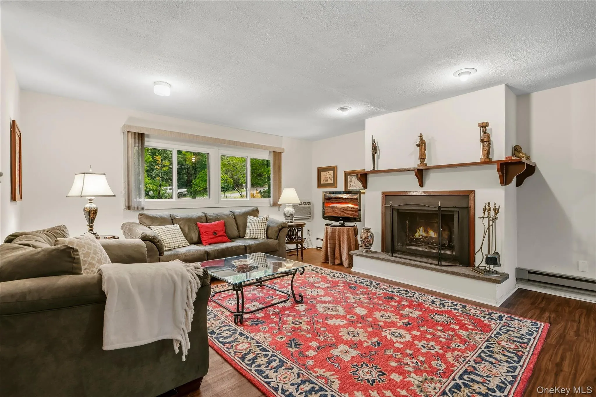 14 Essex Street, Thompson, NY, 3 Bedrooms Bedrooms, 8 Rooms Rooms,2 BathroomsBathrooms,Residential,For Rent,Essex,0,1057286 14 Essex Street, Thompson, NY, 3 Bedrooms Bedrooms, 8 Rooms Rooms,2 BathroomsBathrooms,Residential,For Rent,Essex,0,1057286