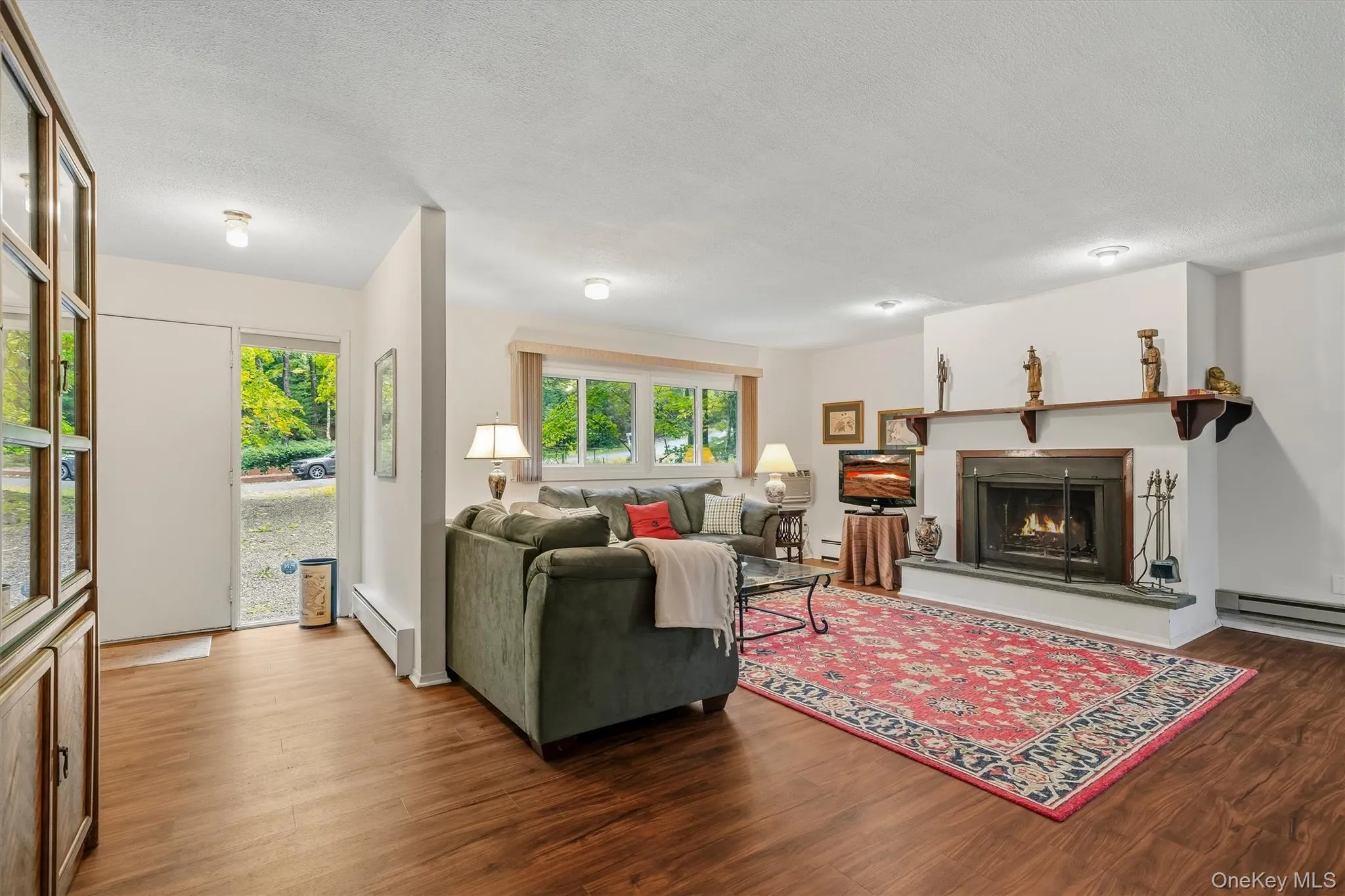 14 Essex Street, Thompson, NY, 3 Bedrooms Bedrooms, 8 Rooms Rooms,2 BathroomsBathrooms,Residential,For Rent,Essex,0,1057286 14 Essex Street, Thompson, NY, 3 Bedrooms Bedrooms, 8 Rooms Rooms,2 BathroomsBathrooms,Residential,For Rent,Essex,0,1057286