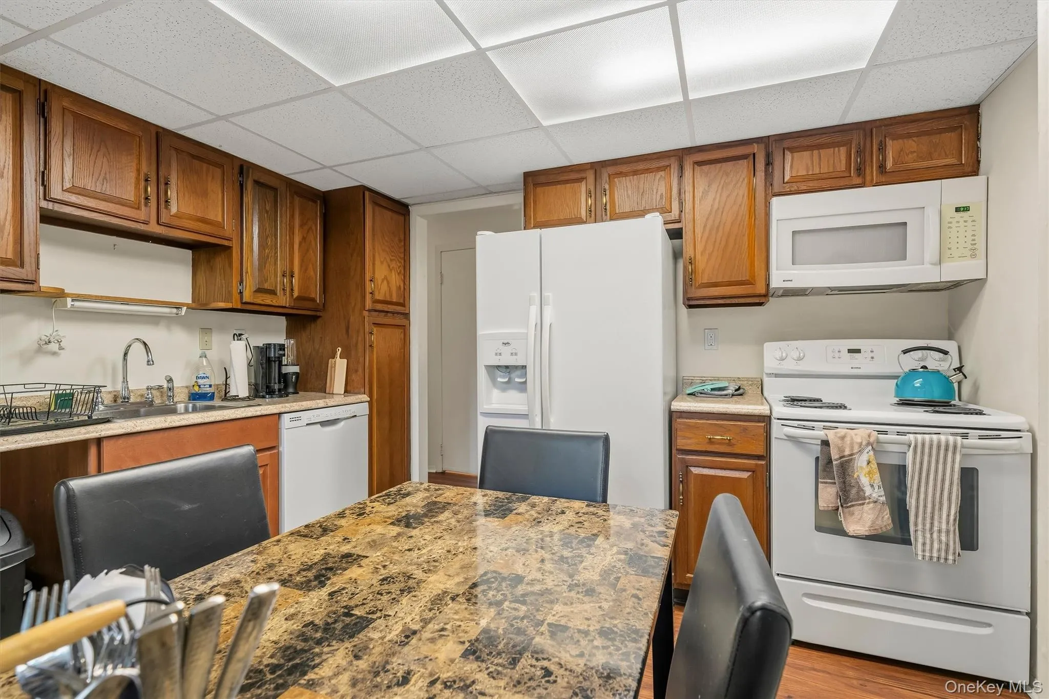 14 Essex Street, Thompson, NY, 3 Bedrooms Bedrooms, 8 Rooms Rooms,2 BathroomsBathrooms,Residential,For Rent,Essex,0,1057286 14 Essex Street, Thompson, NY, 3 Bedrooms Bedrooms, 8 Rooms Rooms,2 BathroomsBathrooms,Residential,For Rent,Essex,0,1057286