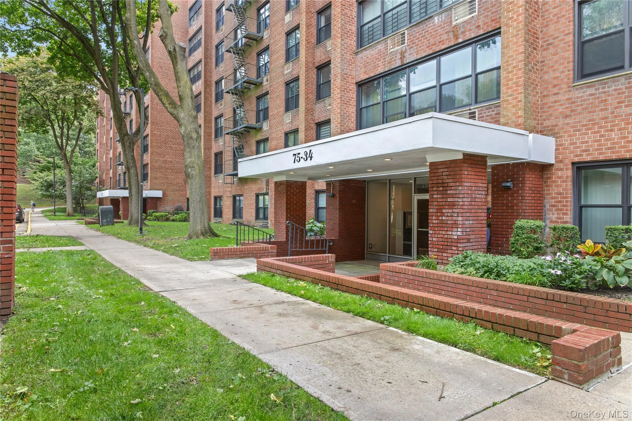 75-34 Bell Boulevard, New York, NY, 2 Bedrooms Bedrooms, 4 Rooms Rooms,2 BathroomsBathrooms,Residential,For Rent,Bell,0,1057287 75-34 Bell Boulevard, New York, NY, 2 Bedrooms Bedrooms, 4 Rooms Rooms,2 BathroomsBathrooms,Residential,For Rent,Bell,0,1057287