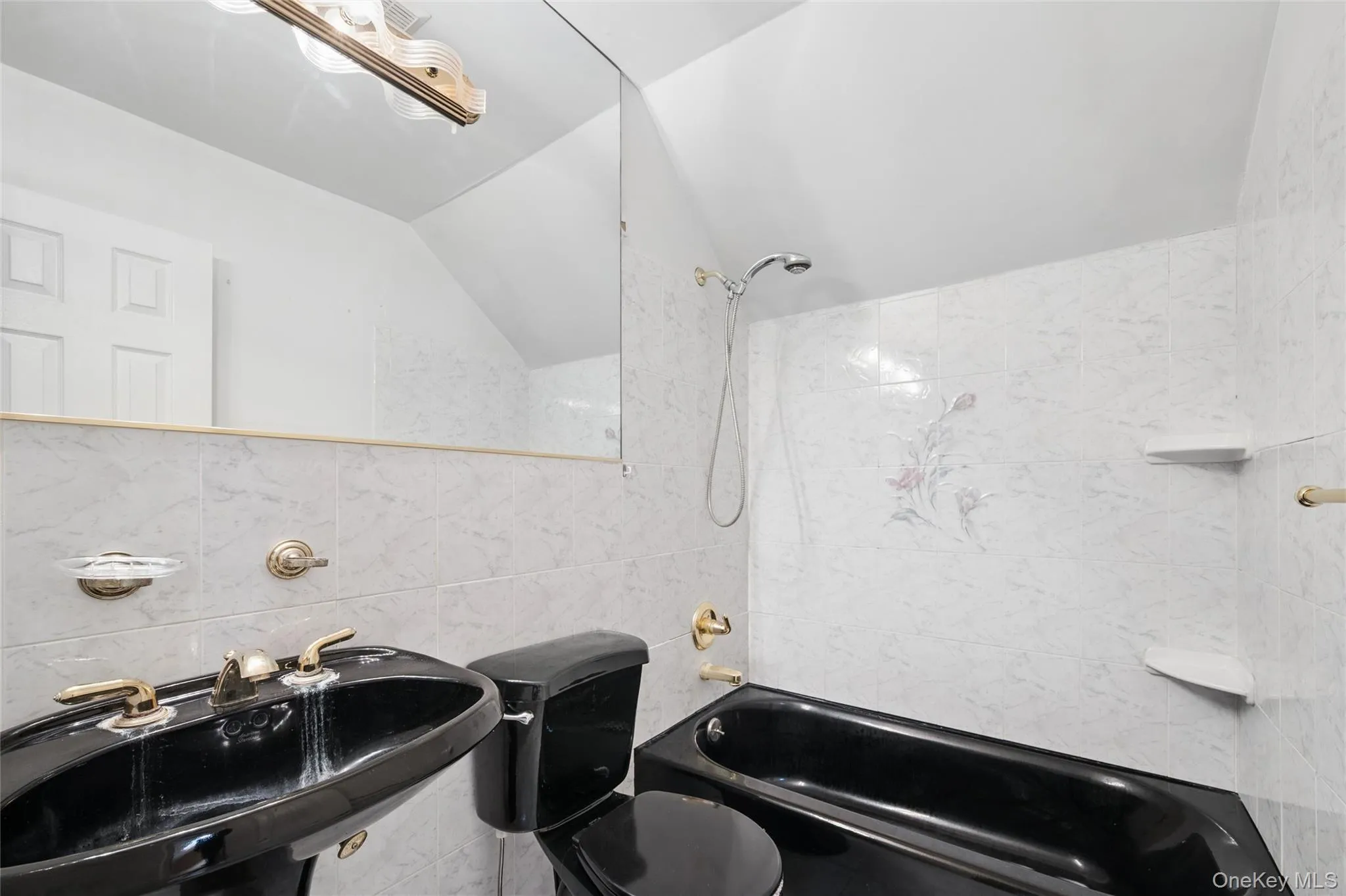 65 Morris Avenue, Brookhaven, NY, 3 Bedrooms Bedrooms, 7 Rooms Rooms,2 BathroomsBathrooms,Residential,For Rent,Morris,0,1057289 65 Morris Avenue, Brookhaven, NY, 3 Bedrooms Bedrooms, 7 Rooms Rooms,2 BathroomsBathrooms,Residential,For Rent,Morris,0,1057289