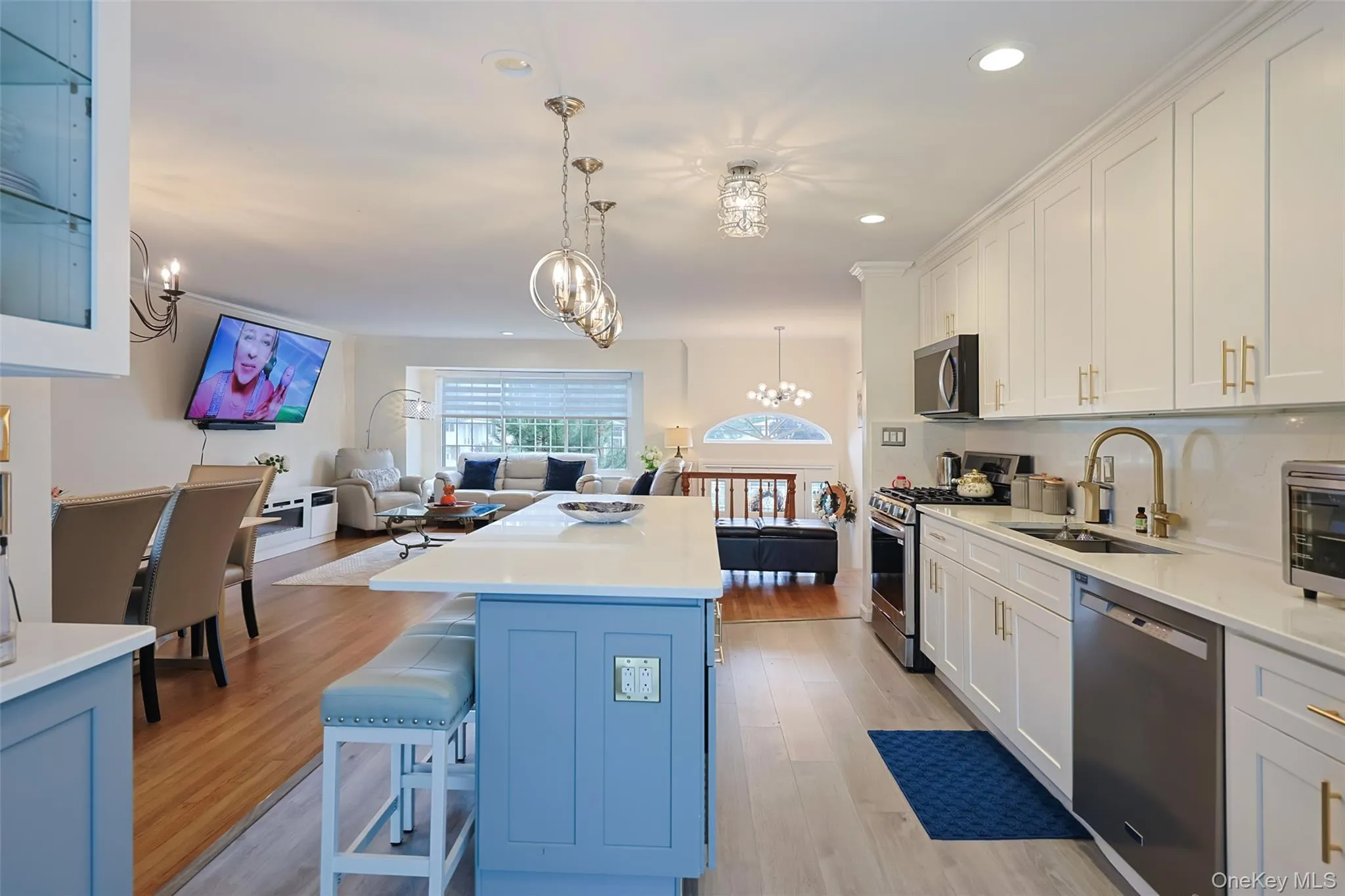 46 Convent Road, Oyster Bay, NY, 4 Bedrooms Bedrooms, 11 Rooms Rooms,3 BathroomsBathrooms,Residential,For Rent,Convent,0,1057302 46 Convent Road, Oyster Bay, NY, 4 Bedrooms Bedrooms, 11 Rooms Rooms,3 BathroomsBathrooms,Residential,For Rent,Convent,0,1057302
