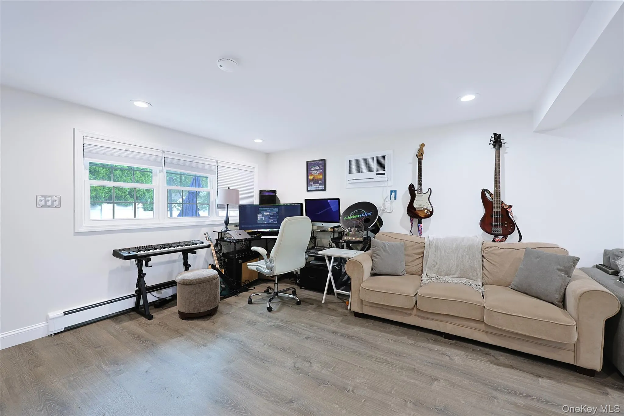 46 Convent Road, Oyster Bay, NY, 4 Bedrooms Bedrooms, 11 Rooms Rooms,3 BathroomsBathrooms,Residential,For Rent,Convent,0,1057302 46 Convent Road, Oyster Bay, NY, 4 Bedrooms Bedrooms, 11 Rooms Rooms,3 BathroomsBathrooms,Residential,For Rent,Convent,0,1057302