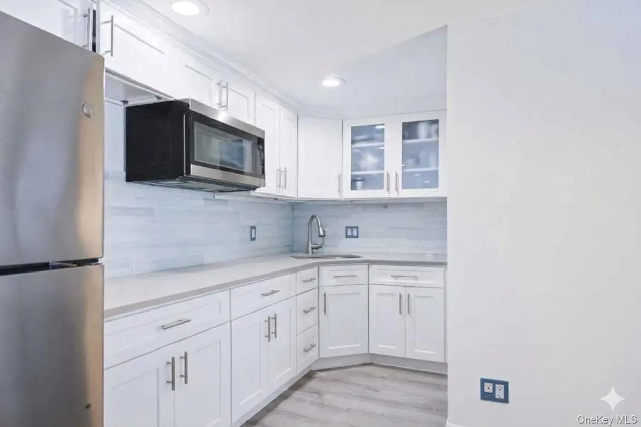 46 Convent Road, Oyster Bay, NY, 4 Bedrooms Bedrooms, 11 Rooms Rooms,3 BathroomsBathrooms,Residential,For Rent,Convent,0,1057302 46 Convent Road, Oyster Bay, NY, 4 Bedrooms Bedrooms, 11 Rooms Rooms,3 BathroomsBathrooms,Residential,For Rent,Convent,0,1057302