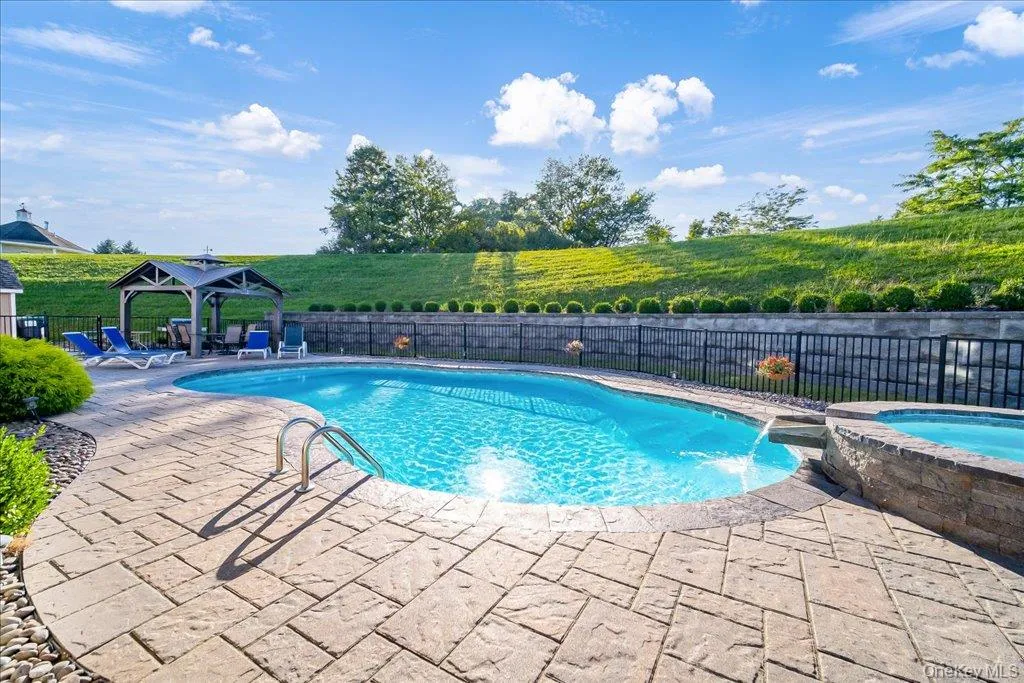 34 Brandywine Road, New Windsor, NY, 4 Bedrooms Bedrooms, 10 Rooms Rooms,2 BathroomsBathrooms,Residential,For Rent,Brandywine,0,1057307 34 Brandywine Road, New Windsor, NY, 4 Bedrooms Bedrooms, 10 Rooms Rooms,2 BathroomsBathrooms,Residential,For Rent,Brandywine,0,1057307