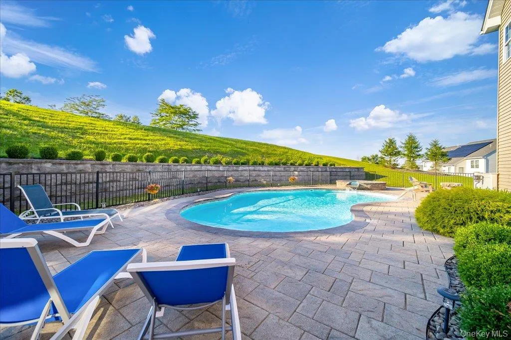 34 Brandywine Road, New Windsor, NY, 4 Bedrooms Bedrooms, 10 Rooms Rooms,2 BathroomsBathrooms,Residential,For Rent,Brandywine,0,1057307 34 Brandywine Road, New Windsor, NY, 4 Bedrooms Bedrooms, 10 Rooms Rooms,2 BathroomsBathrooms,Residential,For Rent,Brandywine,0,1057307