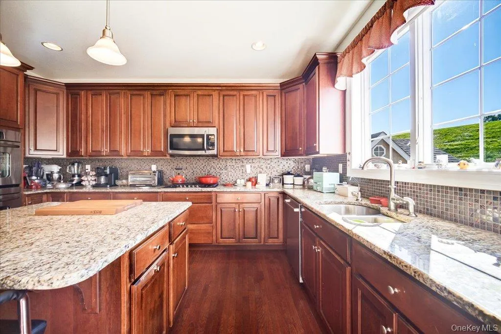 34 Brandywine Road, New Windsor, NY, 4 Bedrooms Bedrooms, 10 Rooms Rooms,2 BathroomsBathrooms,Residential,For Rent,Brandywine,0,1057307 34 Brandywine Road, New Windsor, NY, 4 Bedrooms Bedrooms, 10 Rooms Rooms,2 BathroomsBathrooms,Residential,For Rent,Brandywine,0,1057307