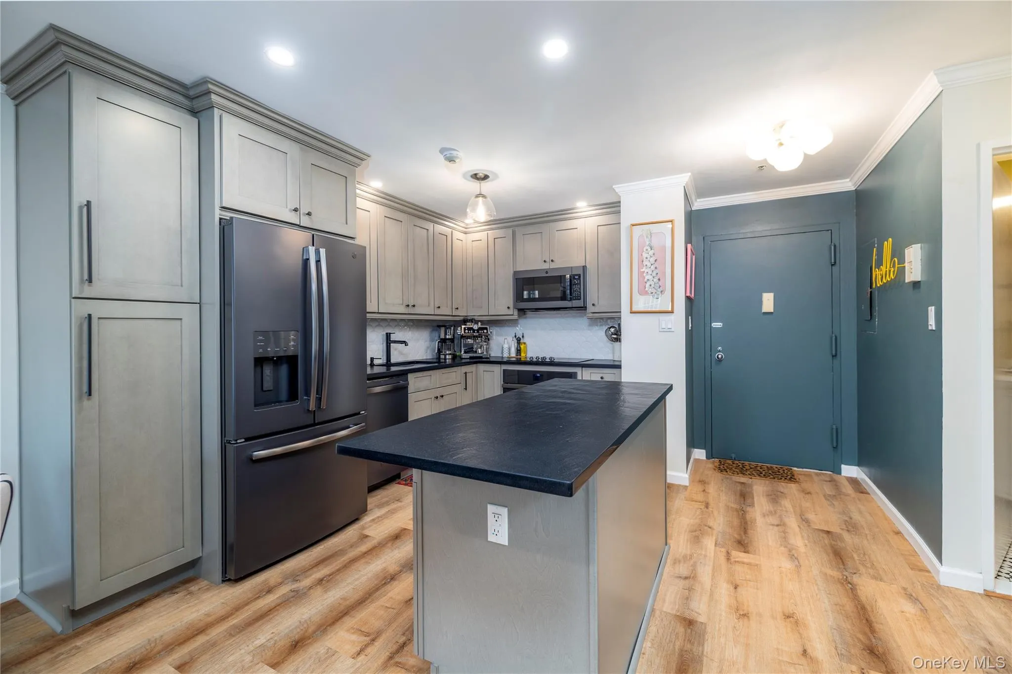 Fully renovated open concept kitchen Fully renovated open concept kitchen