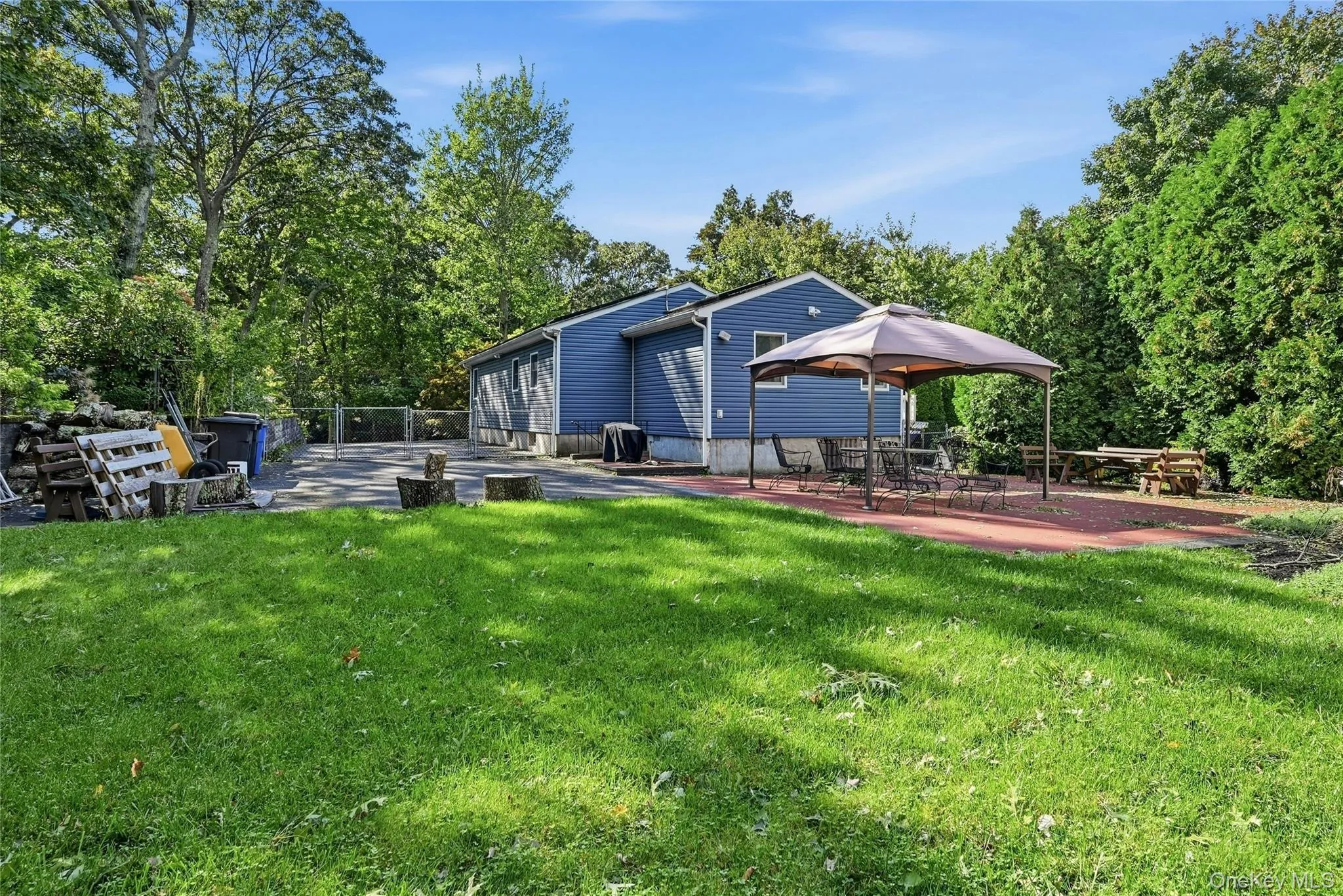 82 Oakwood Drive, Riverhead, NY, 4 Bedrooms Bedrooms, 13 Rooms Rooms,1 BathroomBathrooms,Residential,For Rent,Oakwood,0,1057309 82 Oakwood Drive, Riverhead, NY, 4 Bedrooms Bedrooms, 13 Rooms Rooms,1 BathroomBathrooms,Residential,For Rent,Oakwood,0,1057309