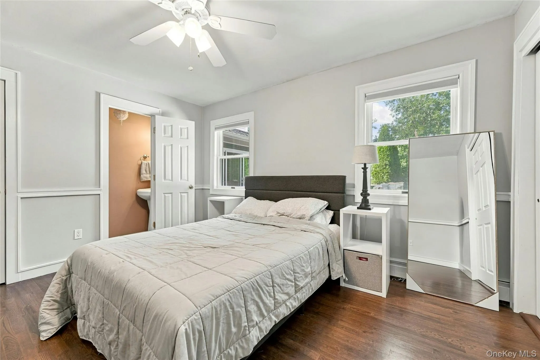 82 Oakwood Drive, Riverhead, NY, 4 Bedrooms Bedrooms, 13 Rooms Rooms,1 BathroomBathrooms,Residential,For Rent,Oakwood,0,1057309 82 Oakwood Drive, Riverhead, NY, 4 Bedrooms Bedrooms, 13 Rooms Rooms,1 BathroomBathrooms,Residential,For Rent,Oakwood,0,1057309