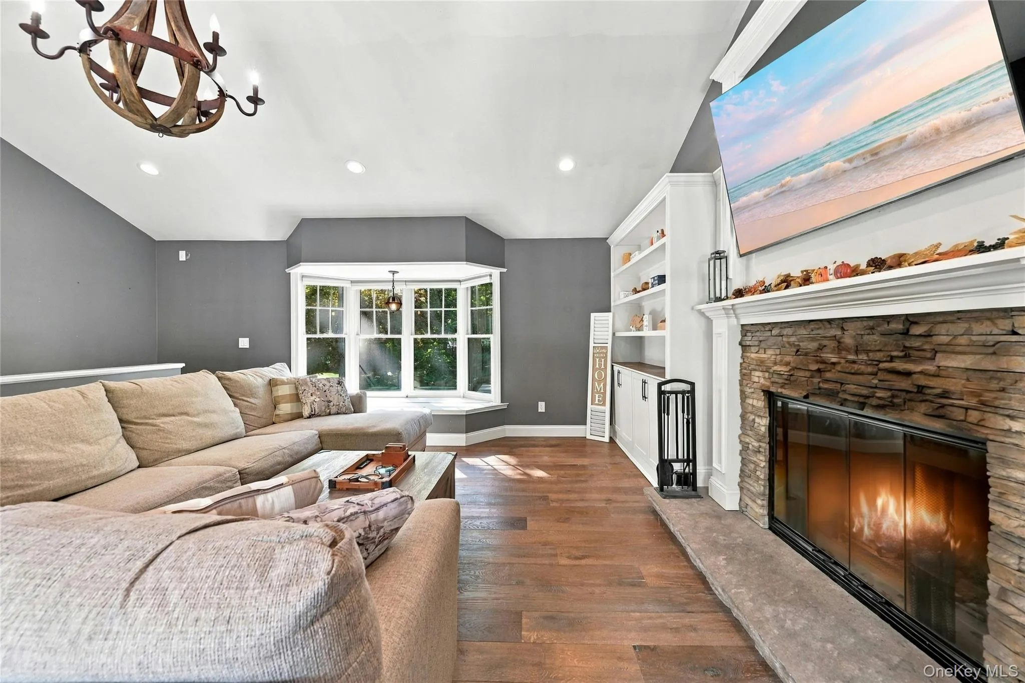 82 Oakwood Drive, Riverhead, NY, 4 Bedrooms Bedrooms, 13 Rooms Rooms,1 BathroomBathrooms,Residential,For Rent,Oakwood,0,1057309 82 Oakwood Drive, Riverhead, NY, 4 Bedrooms Bedrooms, 13 Rooms Rooms,1 BathroomBathrooms,Residential,For Rent,Oakwood,0,1057309
