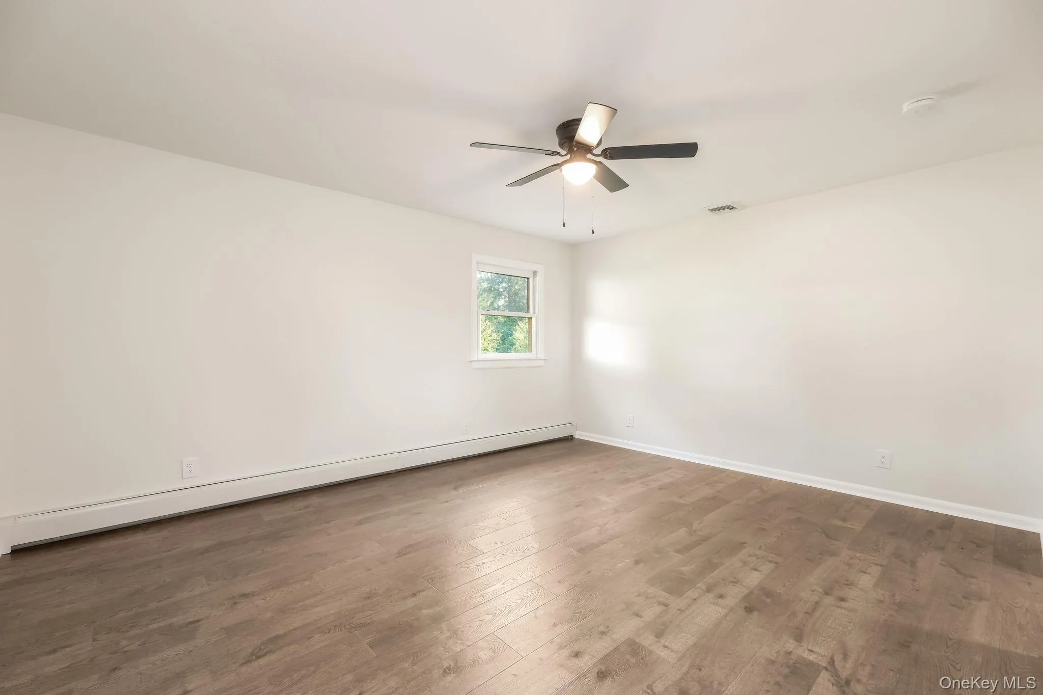 1 Norah Lane, Hyde Park, NY, 3 Bedrooms Bedrooms, 6 Rooms Rooms,1 BathroomBathrooms,Residential,For Rent,Norah,0,1057317 1 Norah Lane, Hyde Park, NY, 3 Bedrooms Bedrooms, 6 Rooms Rooms,1 BathroomBathrooms,Residential,For Rent,Norah,0,1057317