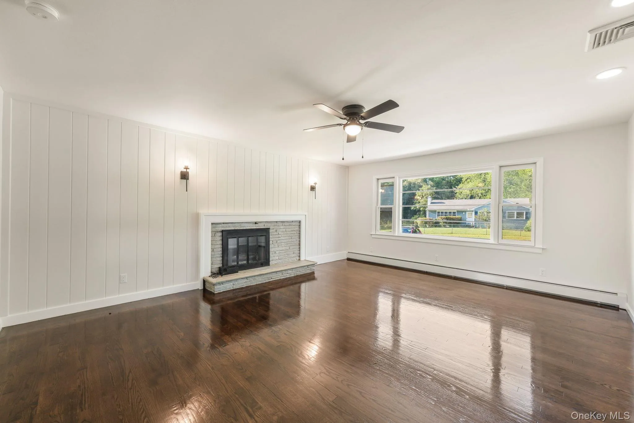 1 Norah Lane, Hyde Park, NY, 3 Bedrooms Bedrooms, 6 Rooms Rooms,1 BathroomBathrooms,Residential,For Rent,Norah,0,1057317 1 Norah Lane, Hyde Park, NY, 3 Bedrooms Bedrooms, 6 Rooms Rooms,1 BathroomBathrooms,Residential,For Rent,Norah,0,1057317