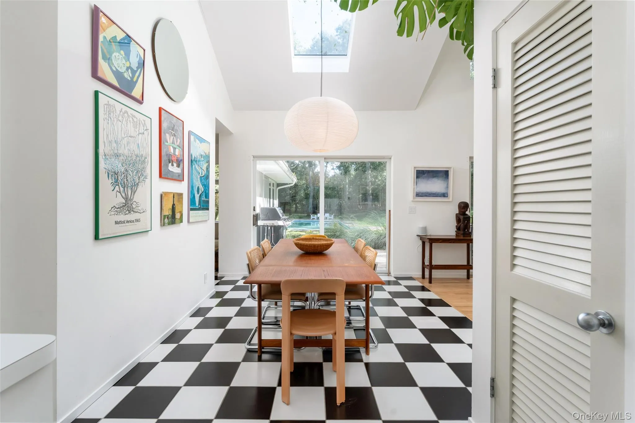 25 Old Squiretown Rd, Southampton, NY, 3 Bedrooms Bedrooms, 7 Rooms Rooms,1 BathroomBathrooms,Residential,For Rent,Old Squiretown Rd,0,1057318 25 Old Squiretown Rd, Southampton, NY, 3 Bedrooms Bedrooms, 7 Rooms Rooms,1 BathroomBathrooms,Residential,For Rent,Old Squiretown Rd,0,1057318