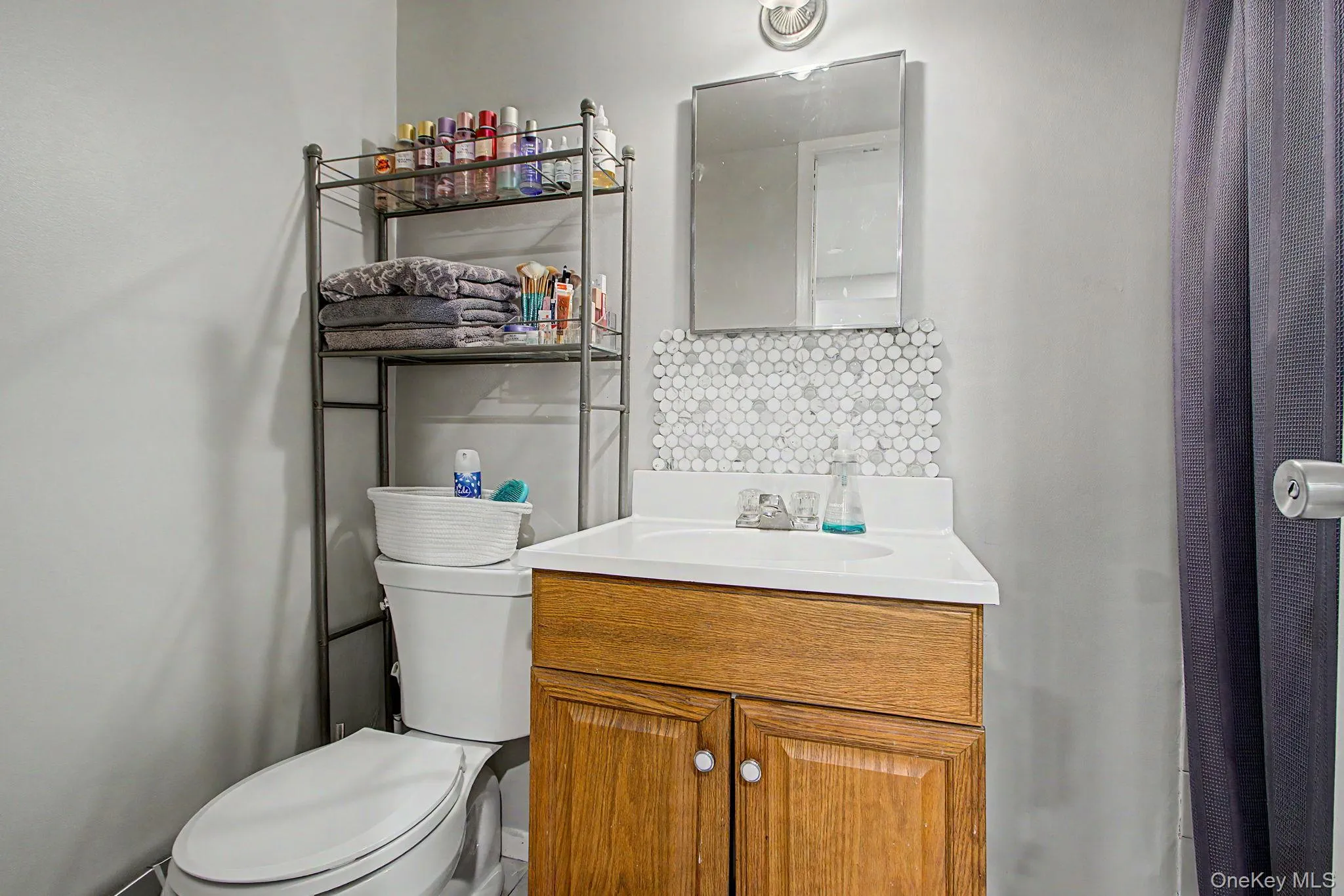 Third Full Bathroom located on Lower Level. Third Full Bathroom located on Lower Level.