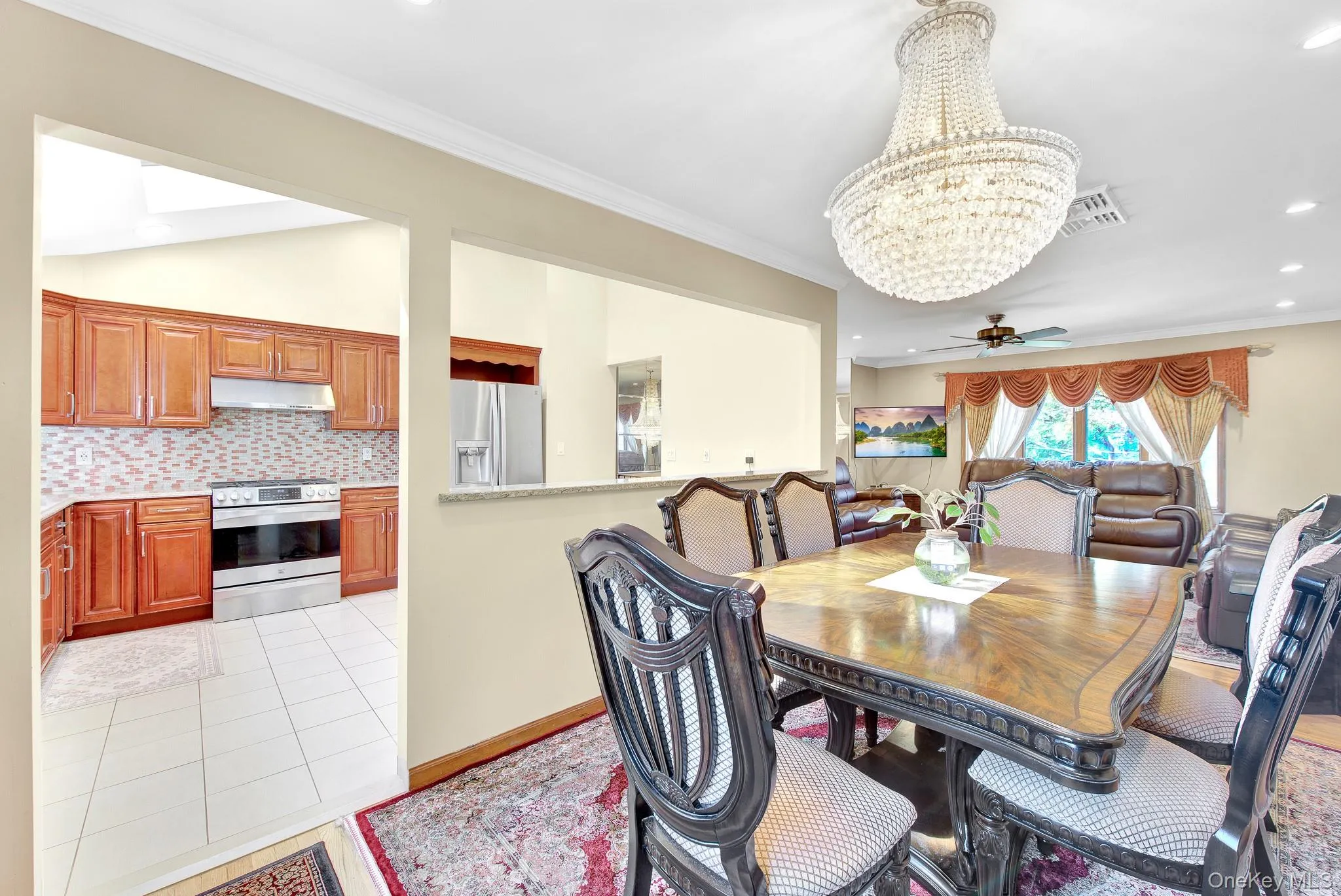 2 Old Broadway, North Hempstead, NY, 5 Bedrooms Bedrooms, 12 Rooms Rooms,4 BathroomsBathrooms,Residential,For Rent,Old Broadway,0,1057331 2 Old Broadway, North Hempstead, NY, 5 Bedrooms Bedrooms, 12 Rooms Rooms,4 BathroomsBathrooms,Residential,For Rent,Old Broadway,0,1057331