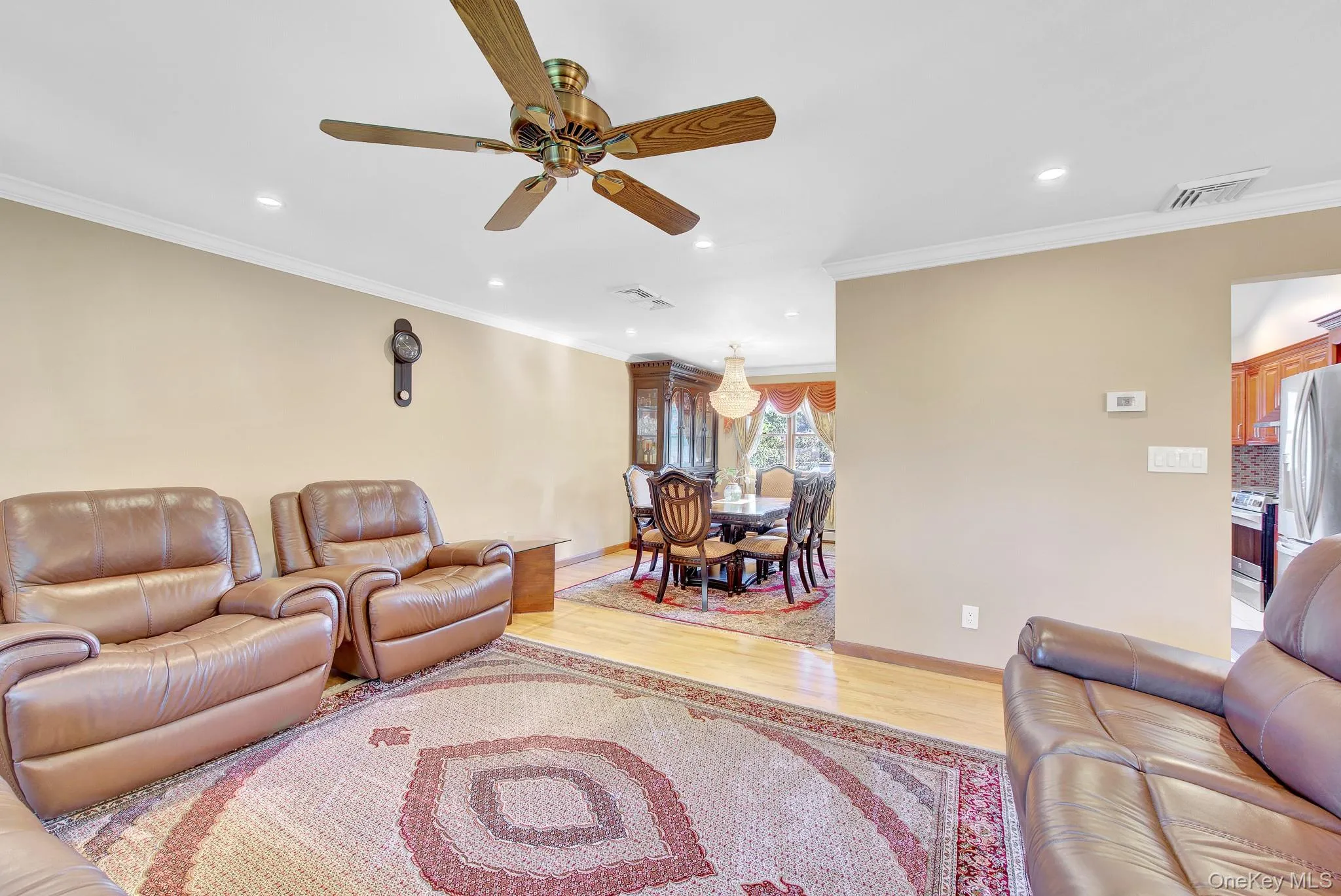 2 Old Broadway, North Hempstead, NY, 5 Bedrooms Bedrooms, 12 Rooms Rooms,4 BathroomsBathrooms,Residential,For Rent,Old Broadway,0,1057331 2 Old Broadway, North Hempstead, NY, 5 Bedrooms Bedrooms, 12 Rooms Rooms,4 BathroomsBathrooms,Residential,For Rent,Old Broadway,0,1057331