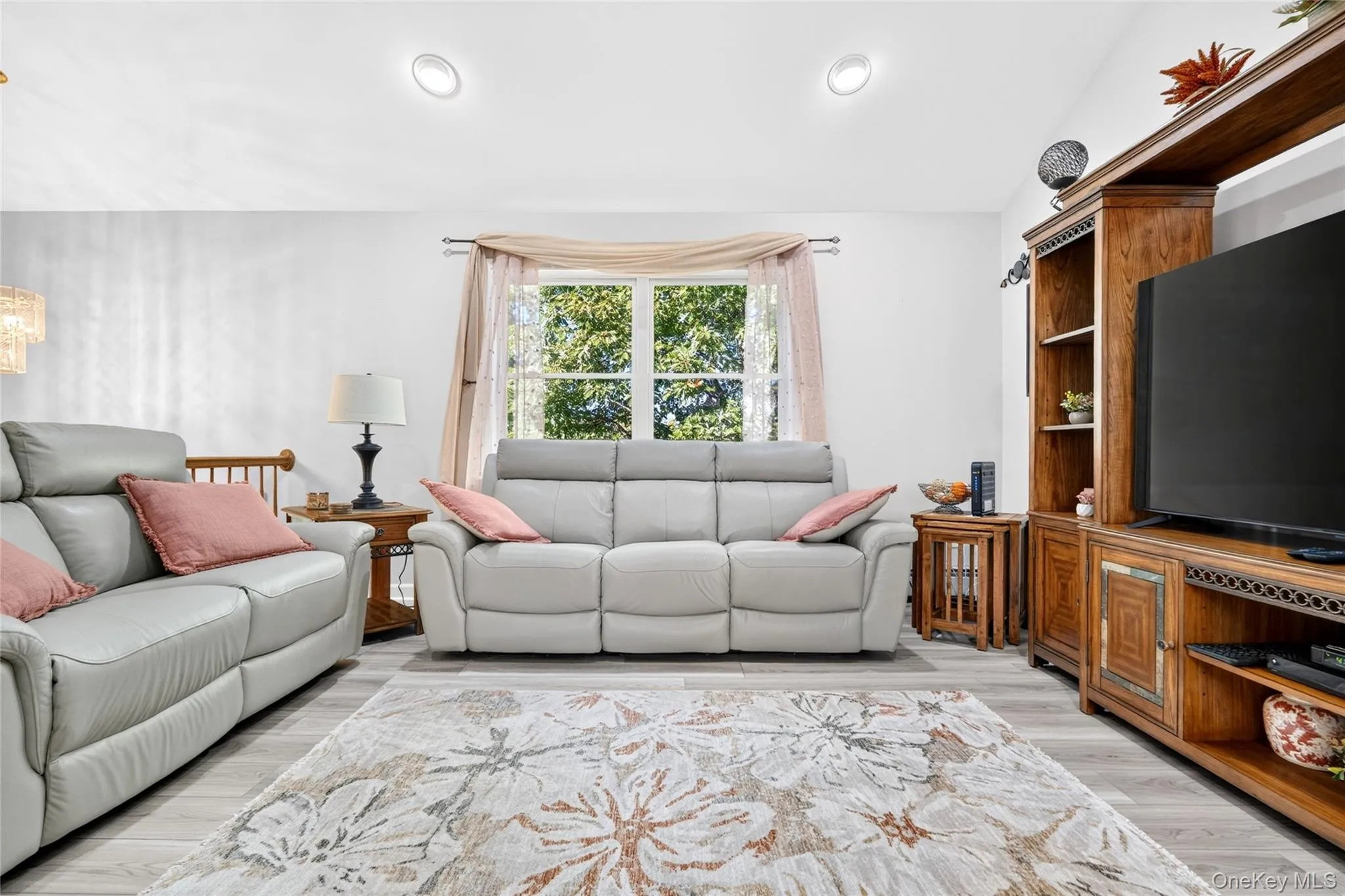 5 Pilgrim Corners Road, Middletown, NY, 3 Bedrooms Bedrooms, 11 Rooms Rooms,3 BathroomsBathrooms,Residential,For Rent,Pilgrim Corners,0,1057338 5 Pilgrim Corners Road, Middletown, NY, 3 Bedrooms Bedrooms, 11 Rooms Rooms,3 BathroomsBathrooms,Residential,For Rent,Pilgrim Corners,0,1057338