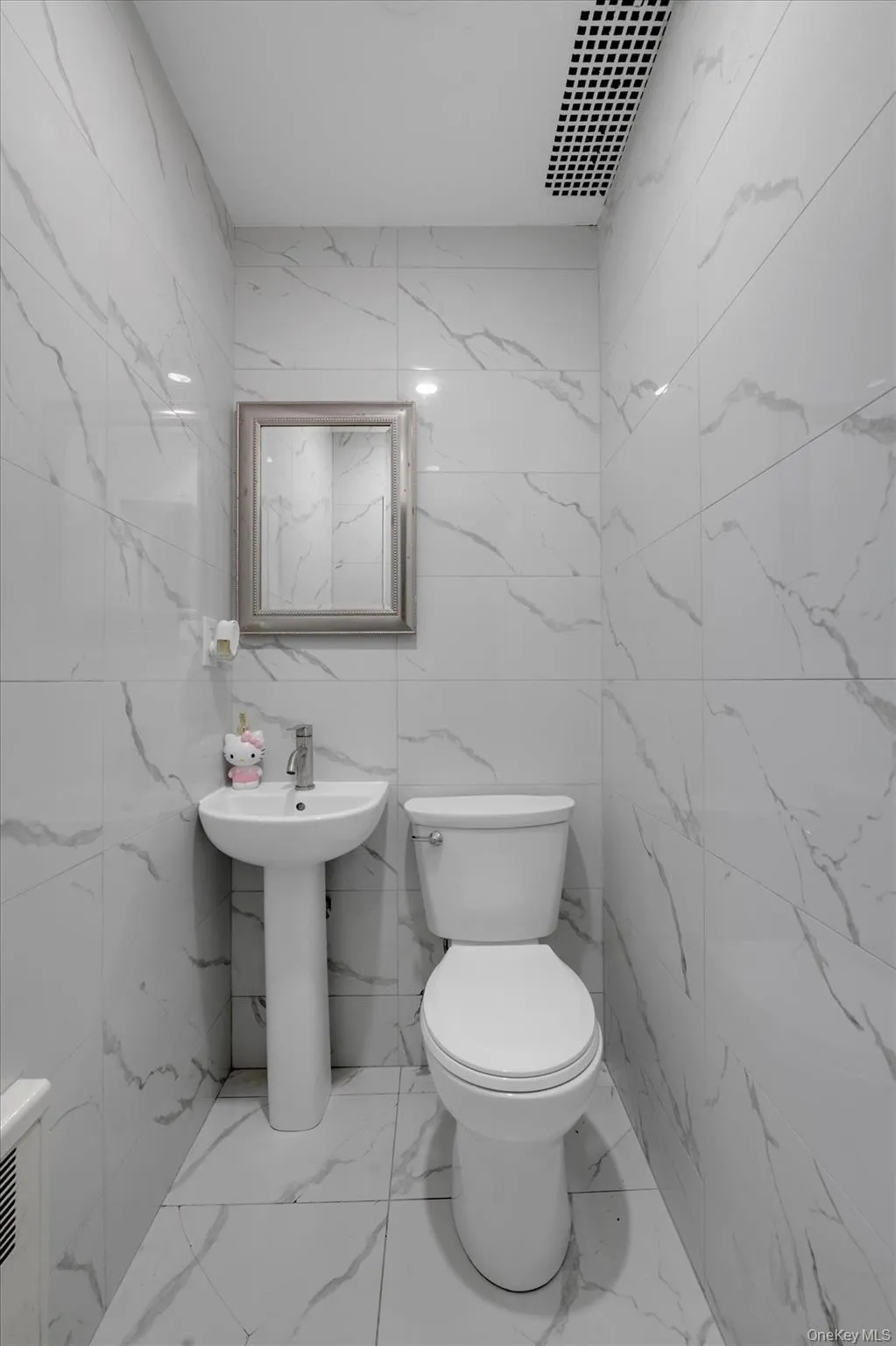 164-38 76th Road, New York, NY, 3 Bedrooms Bedrooms, 6 Rooms Rooms,2 BathroomsBathrooms,Residential,For Rent,76th,0,1057339 164-38 76th Road, New York, NY, 3 Bedrooms Bedrooms, 6 Rooms Rooms,2 BathroomsBathrooms,Residential,For Rent,76th,0,1057339