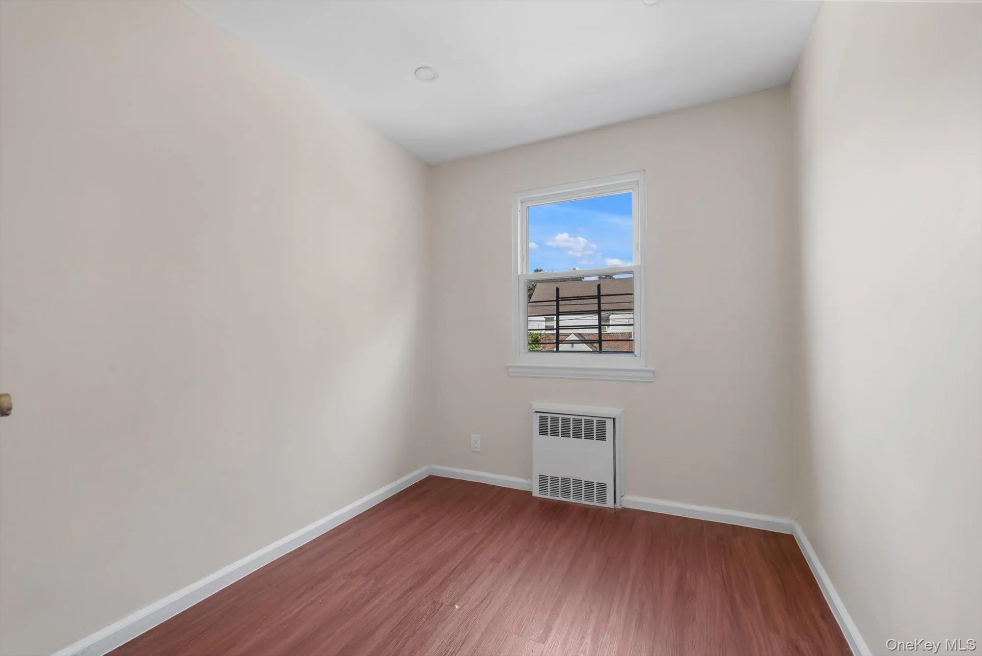164-38 76th Road, New York, NY, 3 Bedrooms Bedrooms, 6 Rooms Rooms,2 BathroomsBathrooms,Residential,For Rent,76th,0,1057339 164-38 76th Road, New York, NY, 3 Bedrooms Bedrooms, 6 Rooms Rooms,2 BathroomsBathrooms,Residential,For Rent,76th,0,1057339