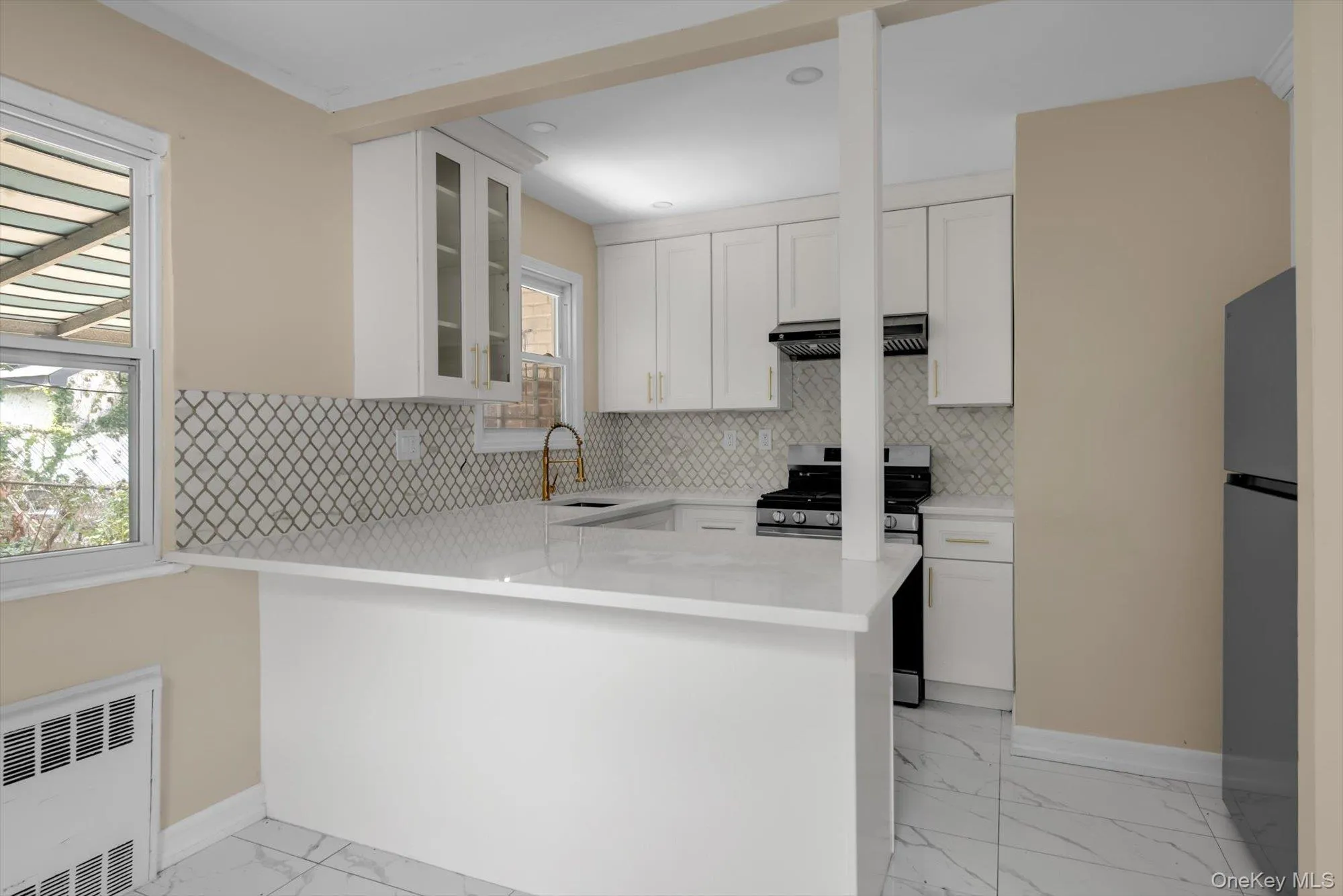 164-38 76th Road, New York, NY, 3 Bedrooms Bedrooms, 6 Rooms Rooms,2 BathroomsBathrooms,Residential,For Rent,76th,0,1057339 164-38 76th Road, New York, NY, 3 Bedrooms Bedrooms, 6 Rooms Rooms,2 BathroomsBathrooms,Residential,For Rent,76th,0,1057339