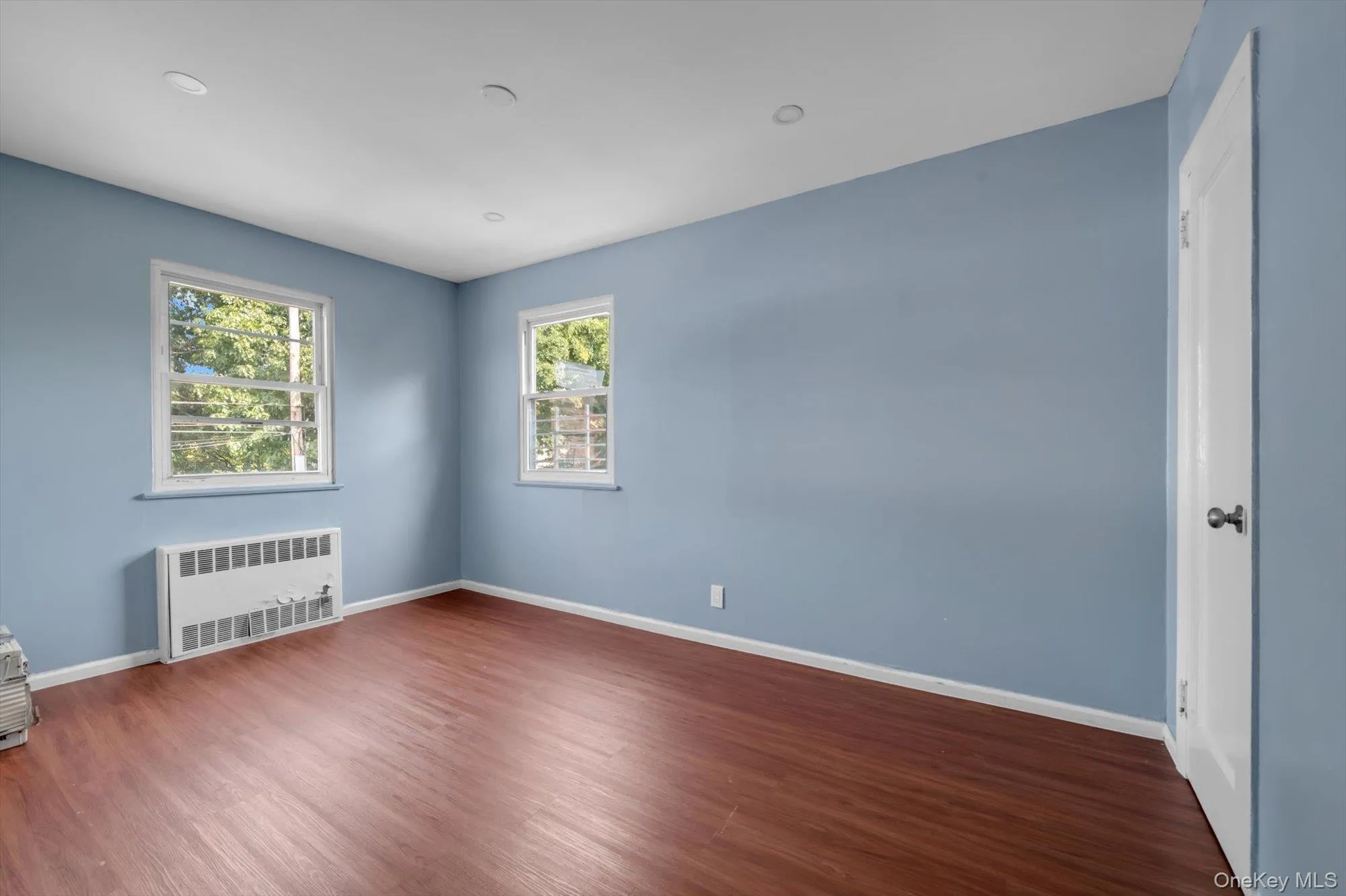 164-38 76th Road, New York, NY, 3 Bedrooms Bedrooms, 6 Rooms Rooms,2 BathroomsBathrooms,Residential,For Rent,76th,0,1057339 164-38 76th Road, New York, NY, 3 Bedrooms Bedrooms, 6 Rooms Rooms,2 BathroomsBathrooms,Residential,For Rent,76th,0,1057339