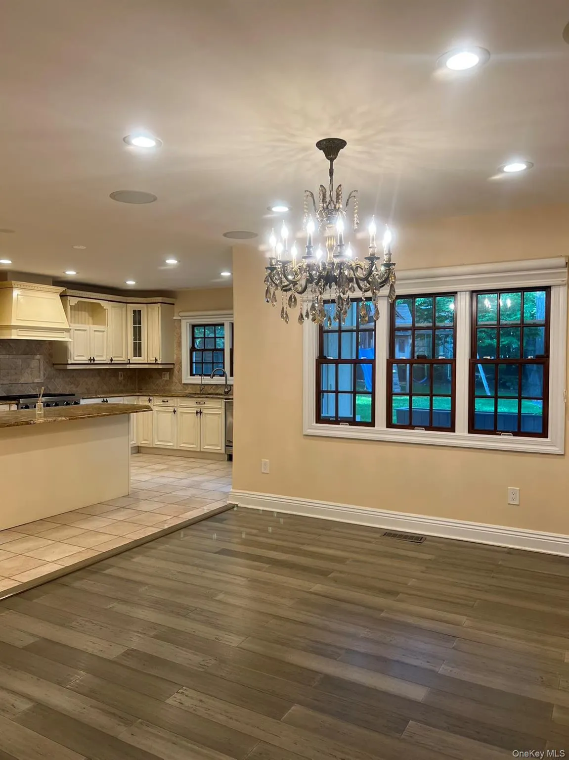 12 The Intervale, North Hempstead, NY, 5 Bedrooms Bedrooms, 11 Rooms Rooms,5 BathroomsBathrooms,Residential Lease,For Rent,The Intervale,0,1057343 12 The Intervale, North Hempstead, NY, 5 Bedrooms Bedrooms, 11 Rooms Rooms,5 BathroomsBathrooms,Residential Lease,For Rent,The Intervale,0,1057343
