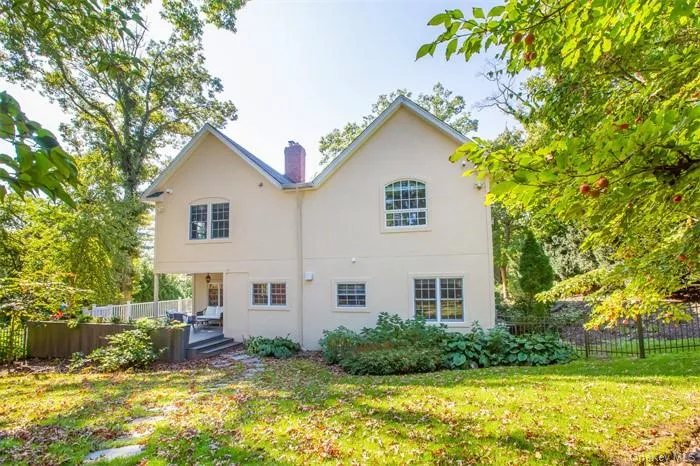12 The Intervale, North Hempstead, NY, 5 Bedrooms Bedrooms, 11 Rooms Rooms,5 BathroomsBathrooms,Residential Lease,For Rent,The Intervale,0,1057343 12 The Intervale, North Hempstead, NY, 5 Bedrooms Bedrooms, 11 Rooms Rooms,5 BathroomsBathrooms,Residential Lease,For Rent,The Intervale,0,1057343