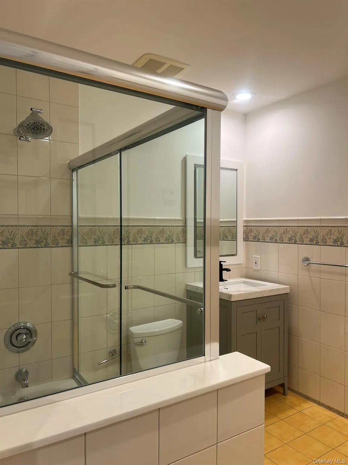 12 The Intervale, North Hempstead, NY, 5 Bedrooms Bedrooms, 11 Rooms Rooms,5 BathroomsBathrooms,Residential Lease,For Rent,The Intervale,0,1057343 12 The Intervale, North Hempstead, NY, 5 Bedrooms Bedrooms, 11 Rooms Rooms,5 BathroomsBathrooms,Residential Lease,For Rent,The Intervale,0,1057343