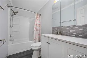 32 Pine Tree Drive, Brookhaven, NY, 2 Bedrooms Bedrooms, 7 Rooms Rooms,2 BathroomsBathrooms,Residential,For Rent,Pine Tree,0,1057350 32 Pine Tree Drive, Brookhaven, NY, 2 Bedrooms Bedrooms, 7 Rooms Rooms,2 BathroomsBathrooms,Residential,For Rent,Pine Tree,0,1057350