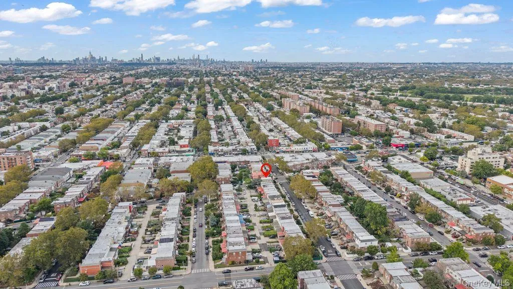2136 28th Street, New York, NY, 3 Bedrooms Bedrooms, 6 Rooms Rooms,2 BathroomsBathrooms,Residential,For Rent,28th,0,1057355 2136 28th Street, New York, NY, 3 Bedrooms Bedrooms, 6 Rooms Rooms,2 BathroomsBathrooms,Residential,For Rent,28th,0,1057355