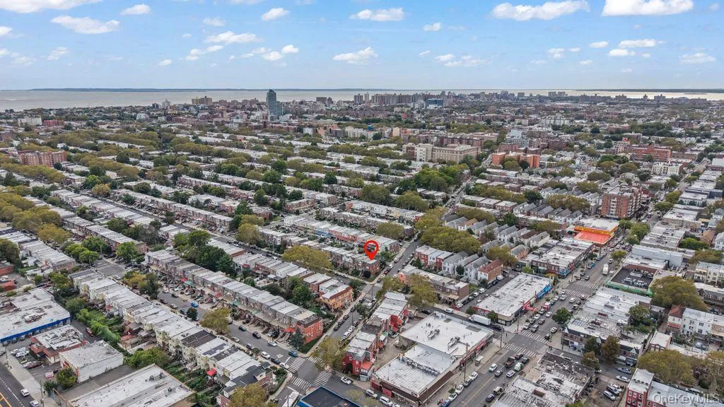 2136 28th Street, New York, NY, 3 Bedrooms Bedrooms, 6 Rooms Rooms,2 BathroomsBathrooms,Residential,For Rent,28th,0,1057355 2136 28th Street, New York, NY, 3 Bedrooms Bedrooms, 6 Rooms Rooms,2 BathroomsBathrooms,Residential,For Rent,28th,0,1057355