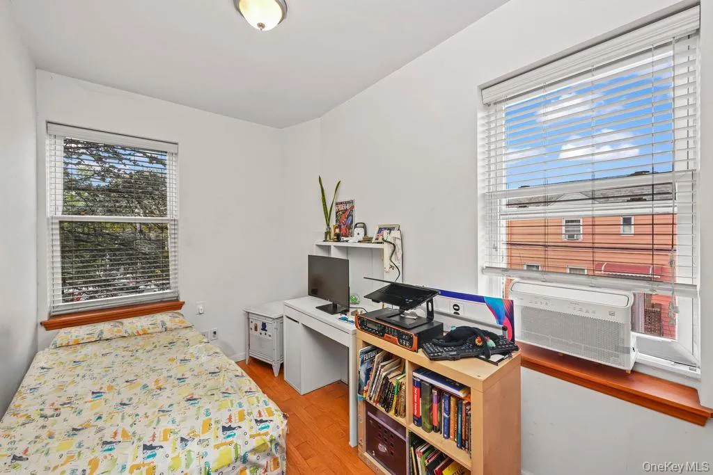 2136 28th Street, New York, NY, 3 Bedrooms Bedrooms, 6 Rooms Rooms,2 BathroomsBathrooms,Residential,For Rent,28th,0,1057355 2136 28th Street, New York, NY, 3 Bedrooms Bedrooms, 6 Rooms Rooms,2 BathroomsBathrooms,Residential,For Rent,28th,0,1057355