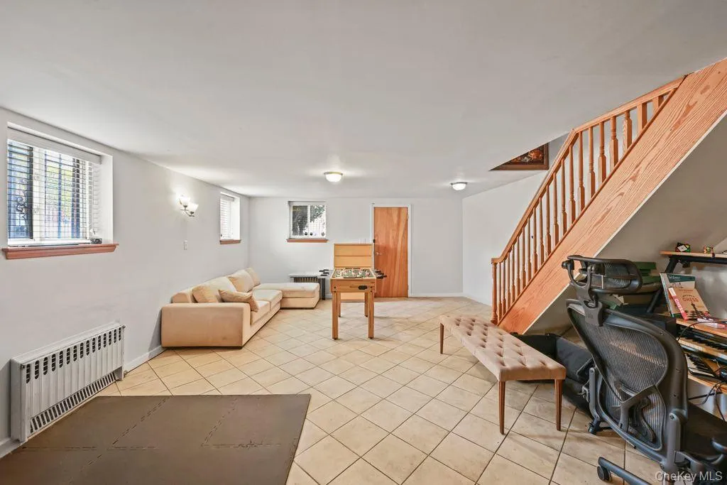2136 28th Street, New York, NY, 3 Bedrooms Bedrooms, 6 Rooms Rooms,2 BathroomsBathrooms,Residential,For Rent,28th,0,1057355 2136 28th Street, New York, NY, 3 Bedrooms Bedrooms, 6 Rooms Rooms,2 BathroomsBathrooms,Residential,For Rent,28th,0,1057355